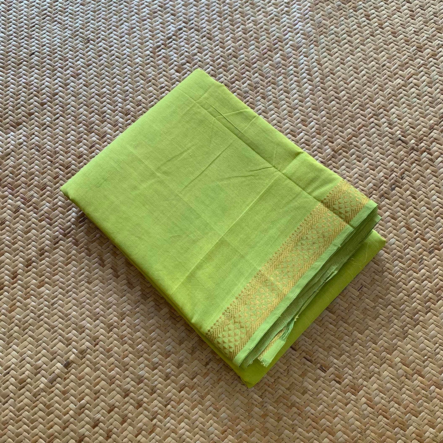 Magalagiri Handwoven Cotton Saree, Green