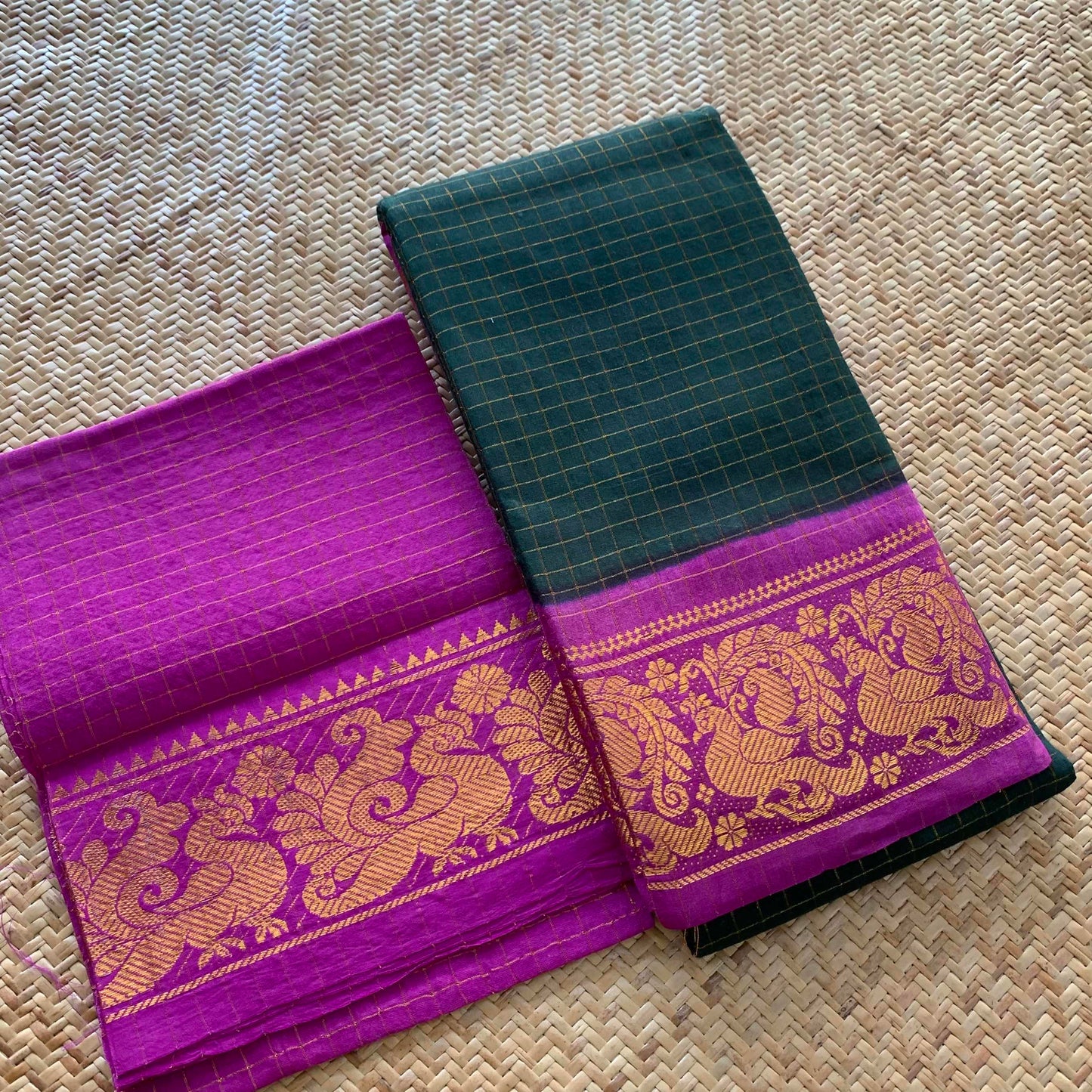 Bottle Green, Zari Kattam Sungudi