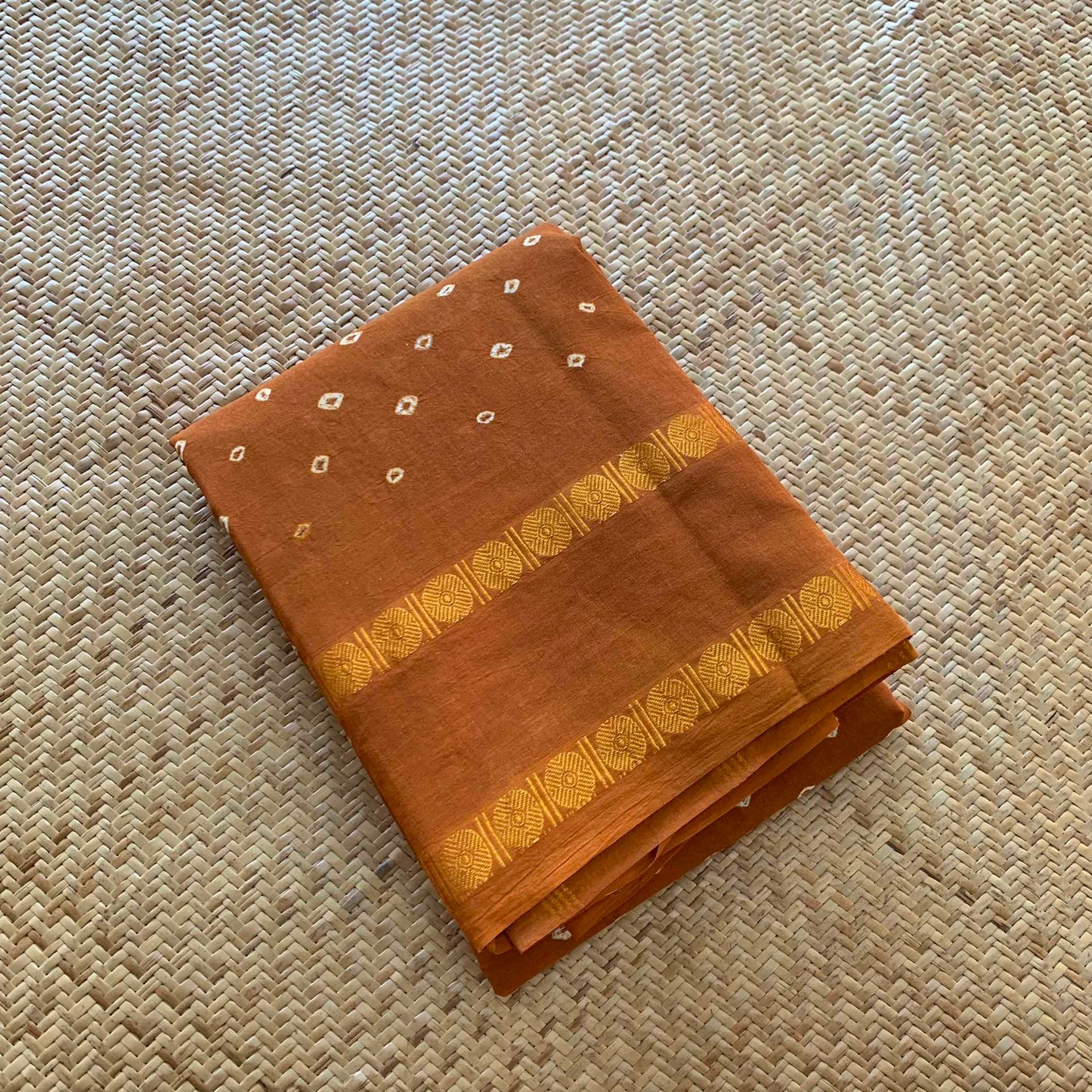 Light Brown Saree, Hand knotted Sungudi On a Rudraksham Border Cotton saree, Kaikattu Sungudi