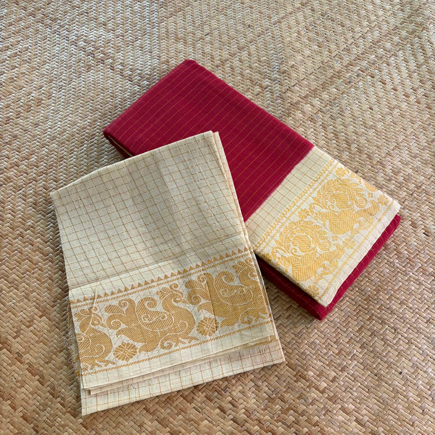 Maroon, Zari Kattam Sungudi