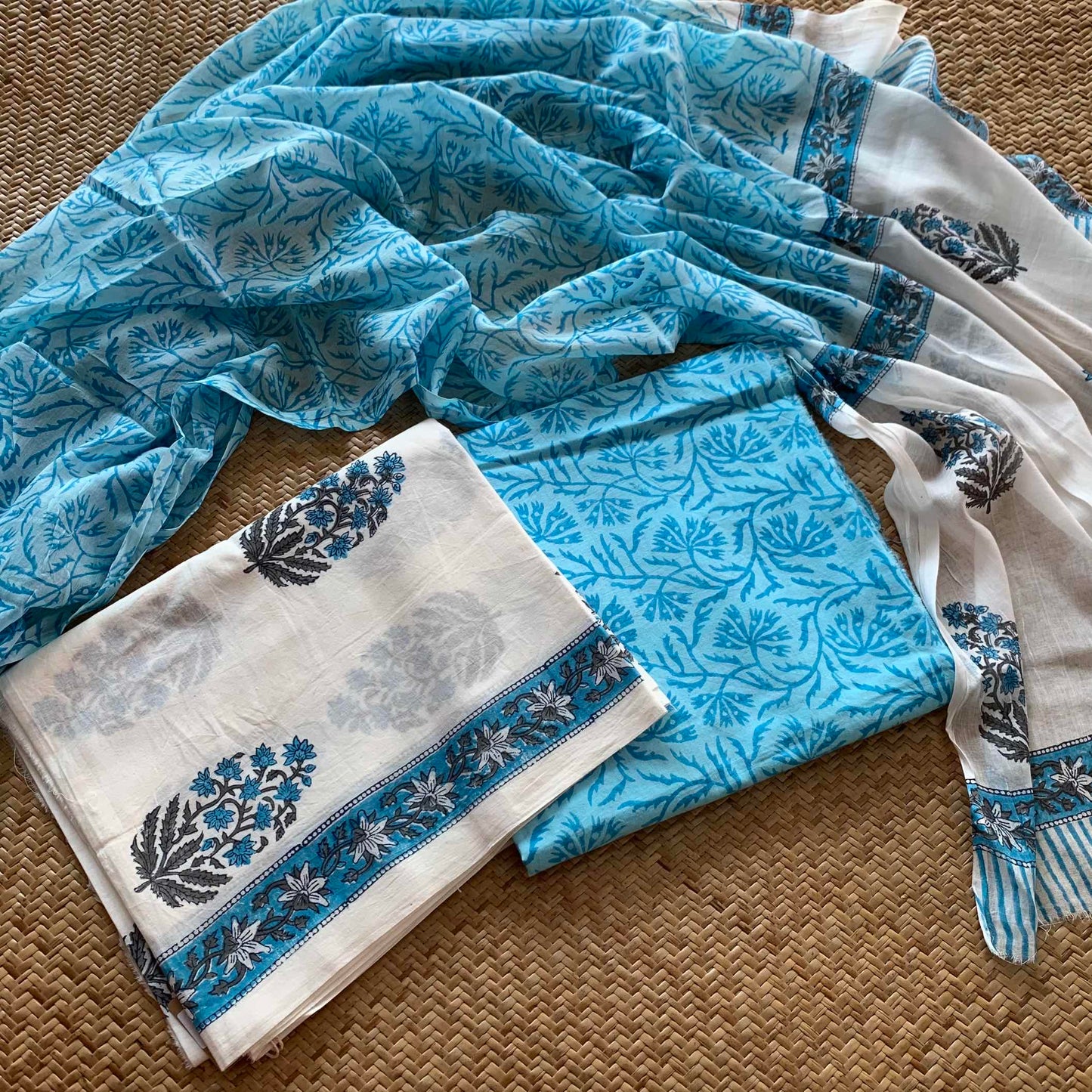 Mul Mul Cotton 3 Piece Salwar Suit Material, White