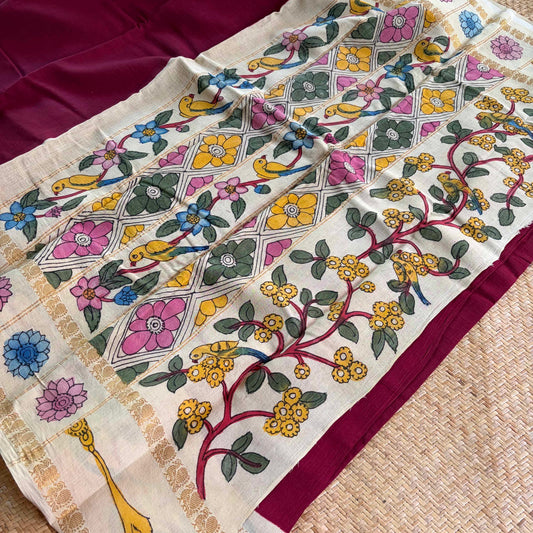 Parrot 🦜 - Kalamkari Hand Painted on a Madurai Sungudi Cotton saree.