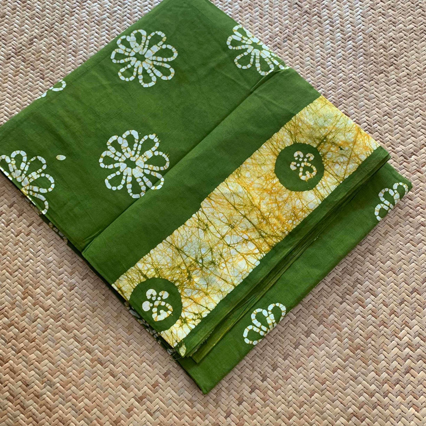 Green Wax Print Sungudi Saree