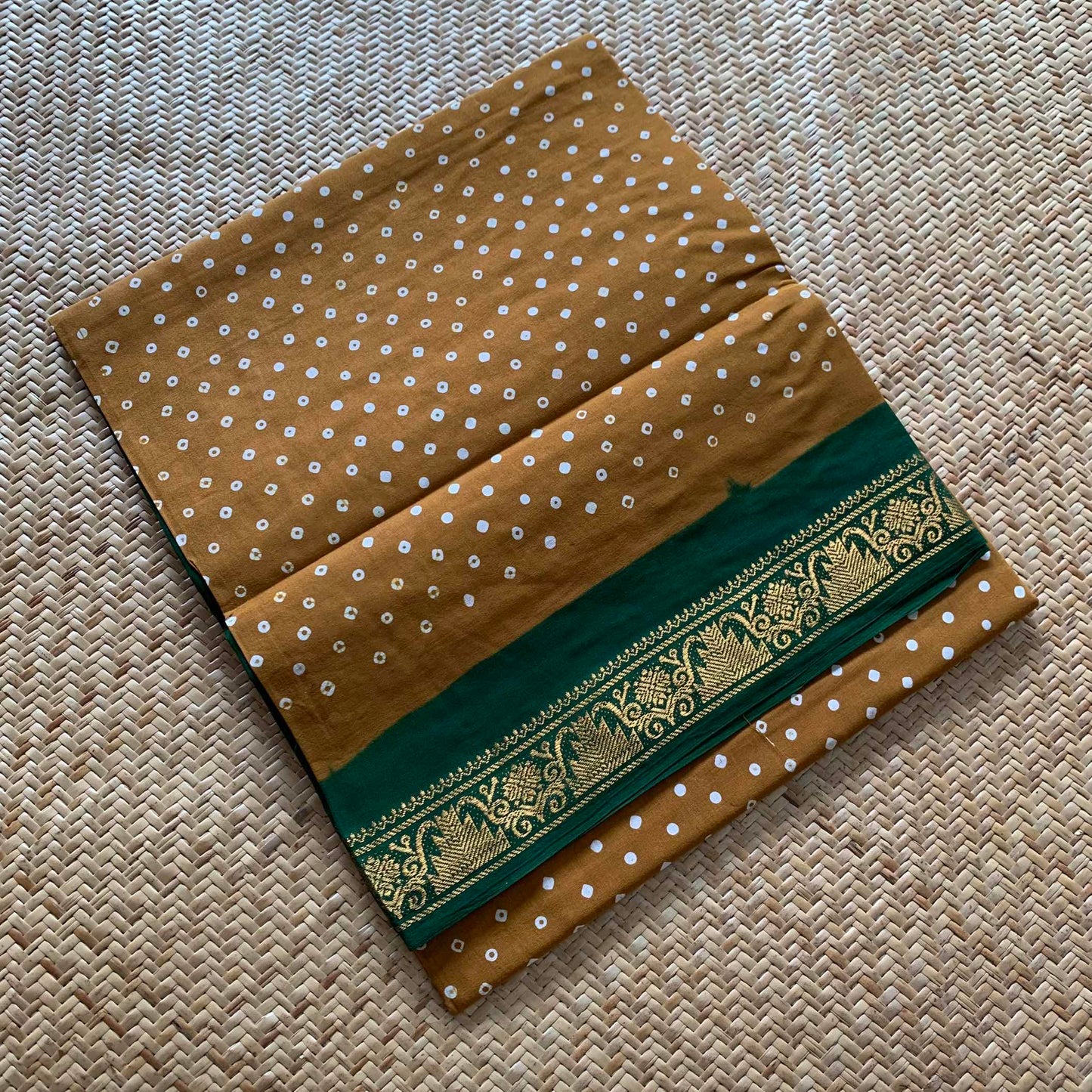 Mustard With Green Wax Print, Half Fine Zari Premium Sungudi Cotton Sarees