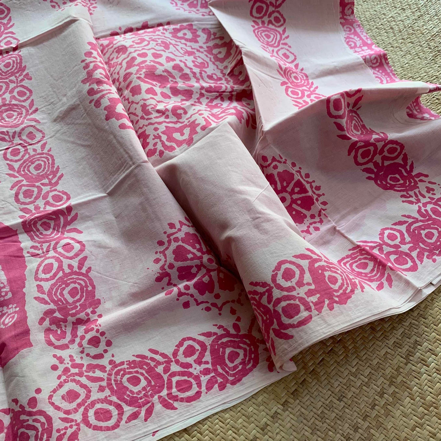 Pink Wax Print Sungudi Saree