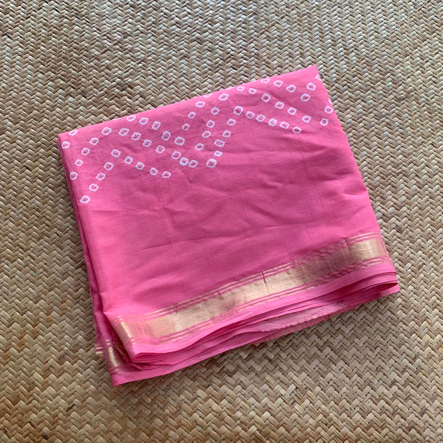 Pink Dupatta , Hand woven, Hand knotted Sungudi Cotton saree, Kaikattu Sungadi