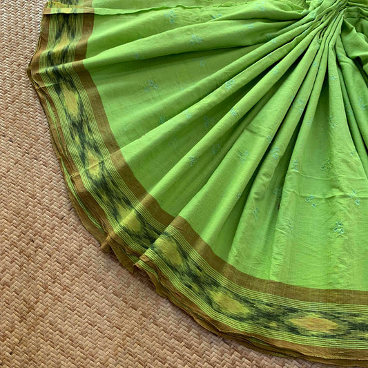 Green saree , Hand Woven Hand knotted Sungudi Cotton saree, Kaikattu Sungadi