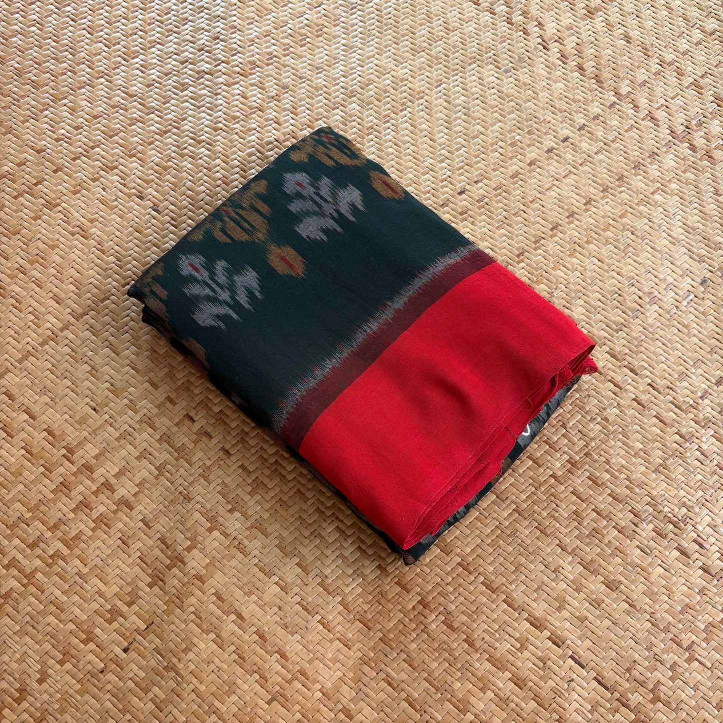 Green, Pochambally Ikkat Hand Woven Cotton Saree