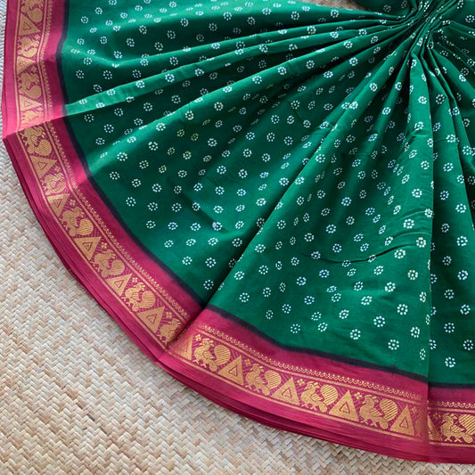 Green Saree With White Wax Print, Half Fine Zari Premium Sungudi Cotton Sarees