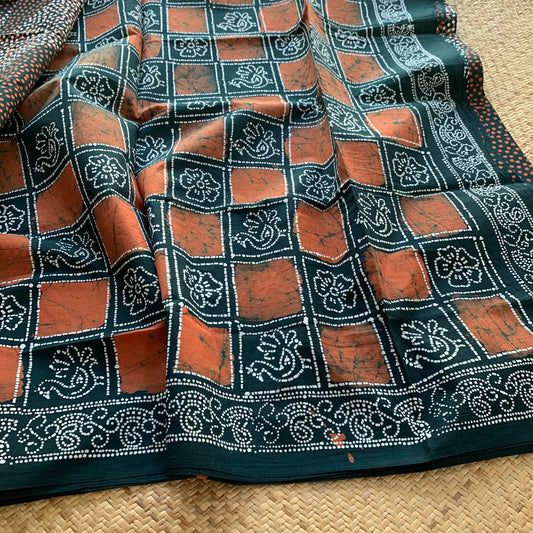 Green Wax Print Sungudi Saree