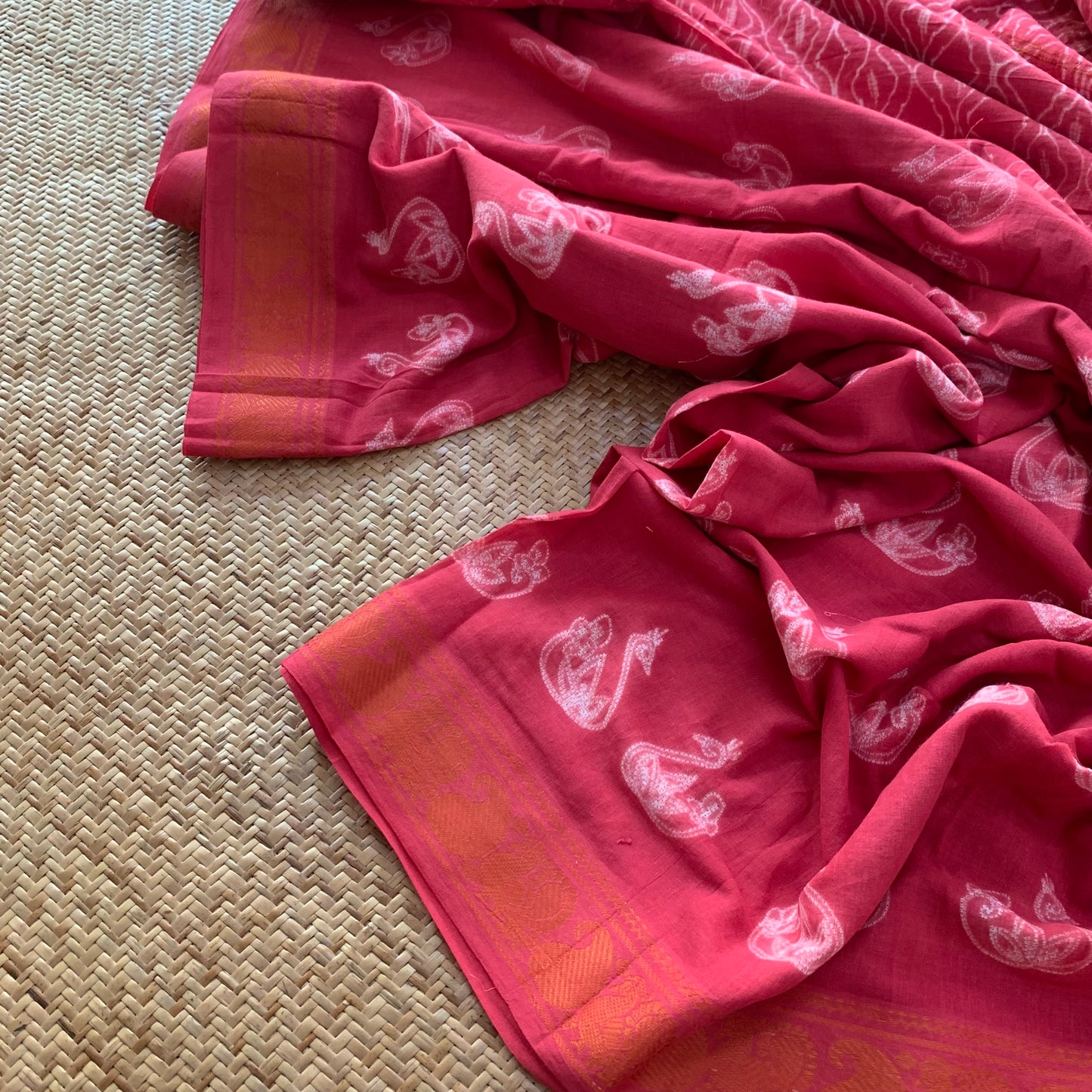 Pink, Hand Crafted Shibori Sungudi Cotton Saree