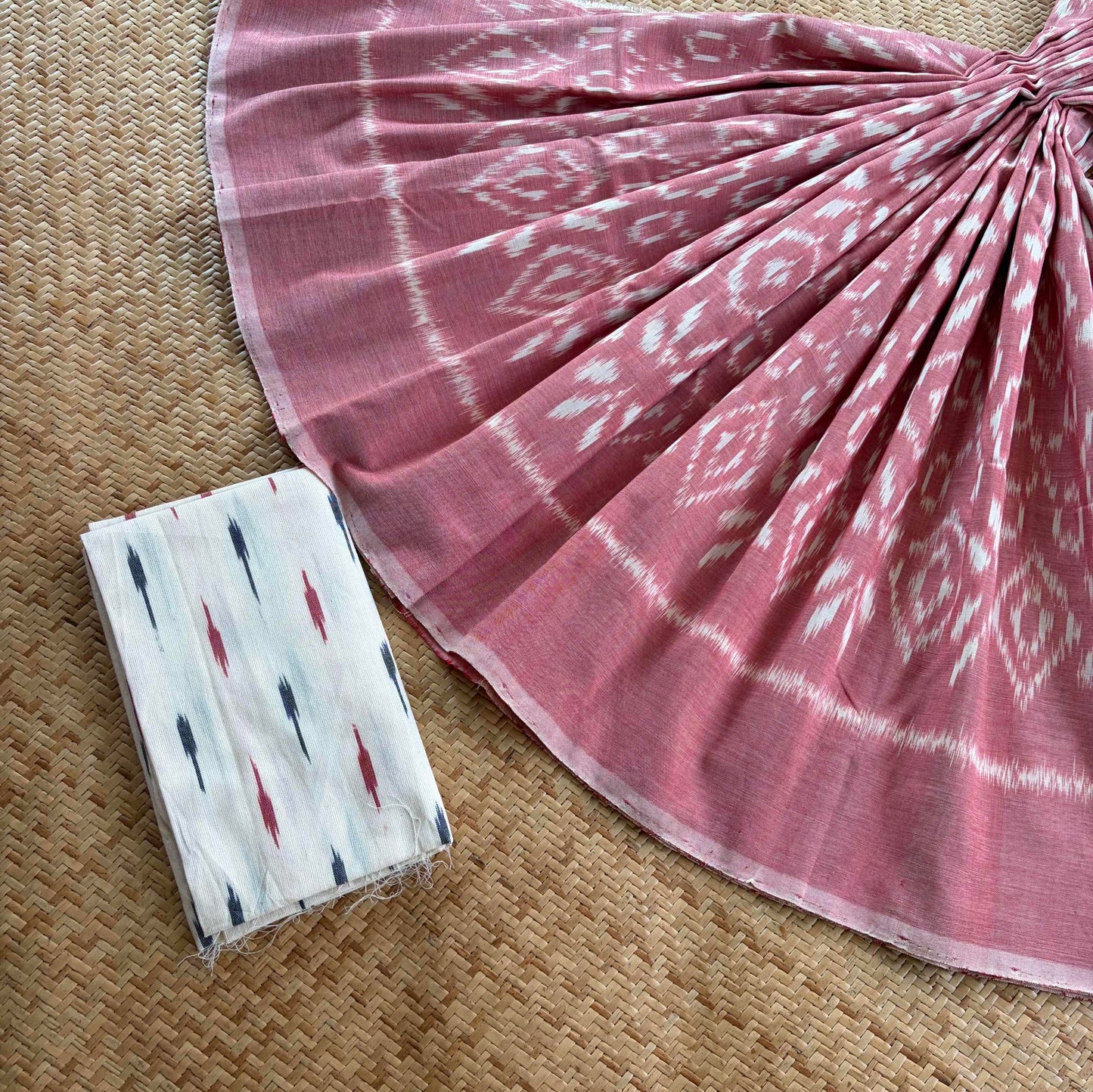 Pink, Pochambally Ikkat Hand Woven Cotton Saree