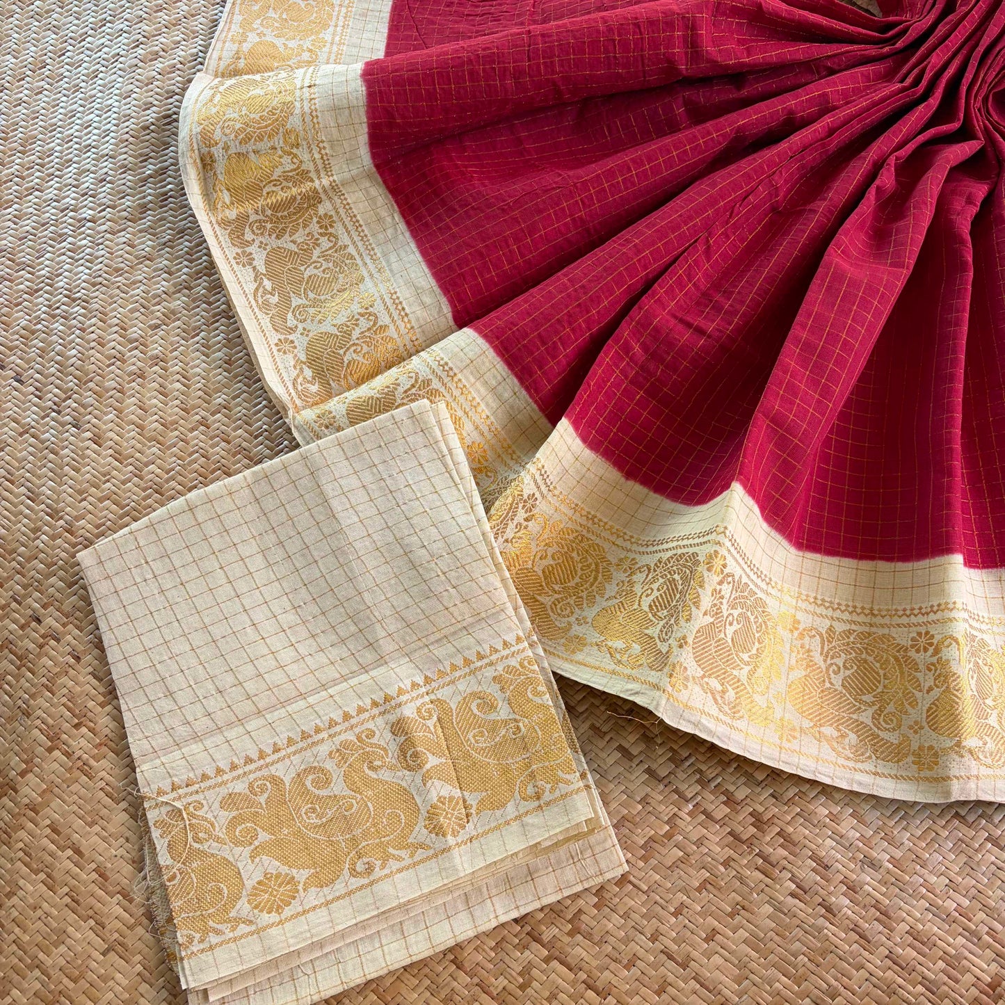 Maroon, Zari Kattam Sungudi