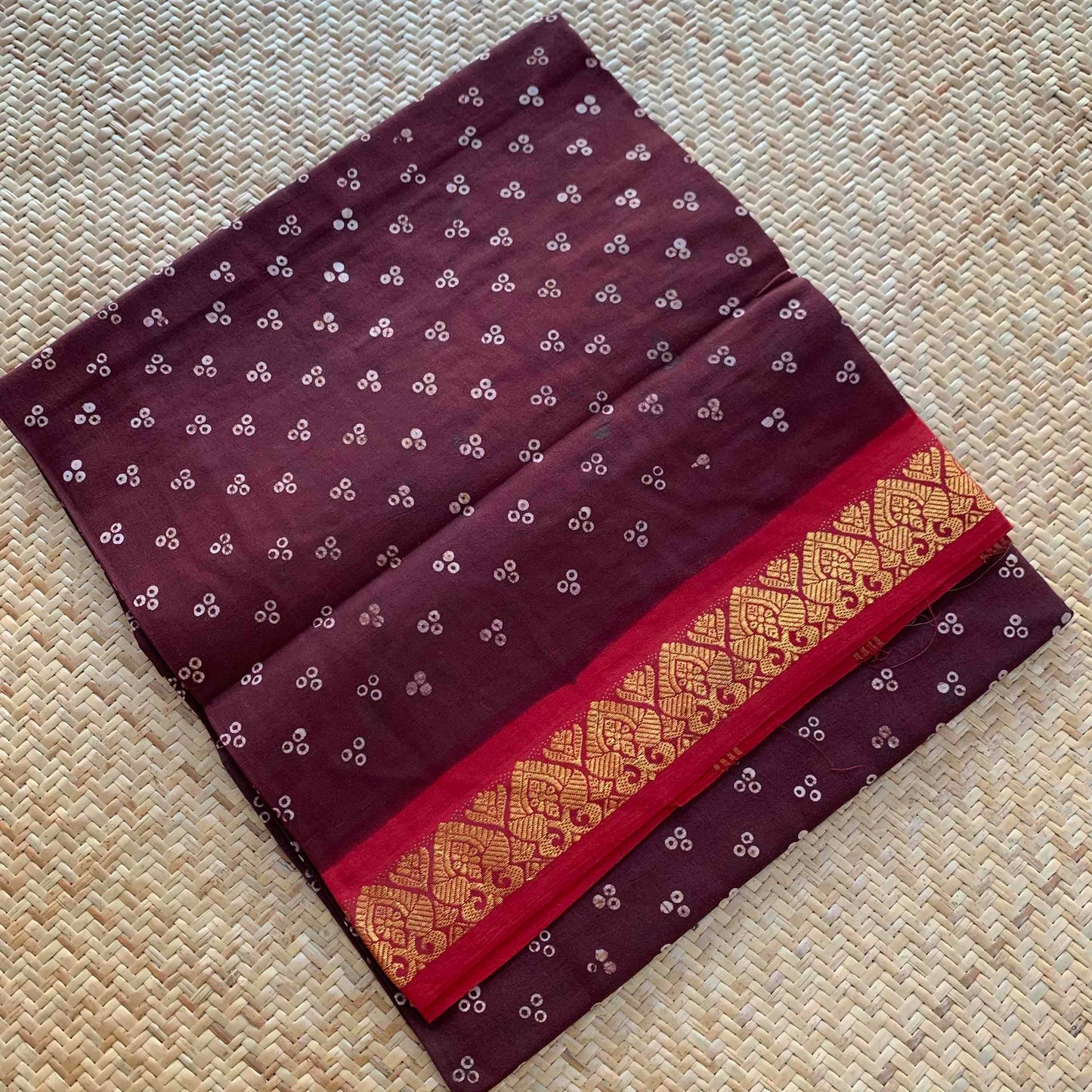 Brown With White Wax Print, Half Fine Zari Premium Sungudi Cotton Sarees