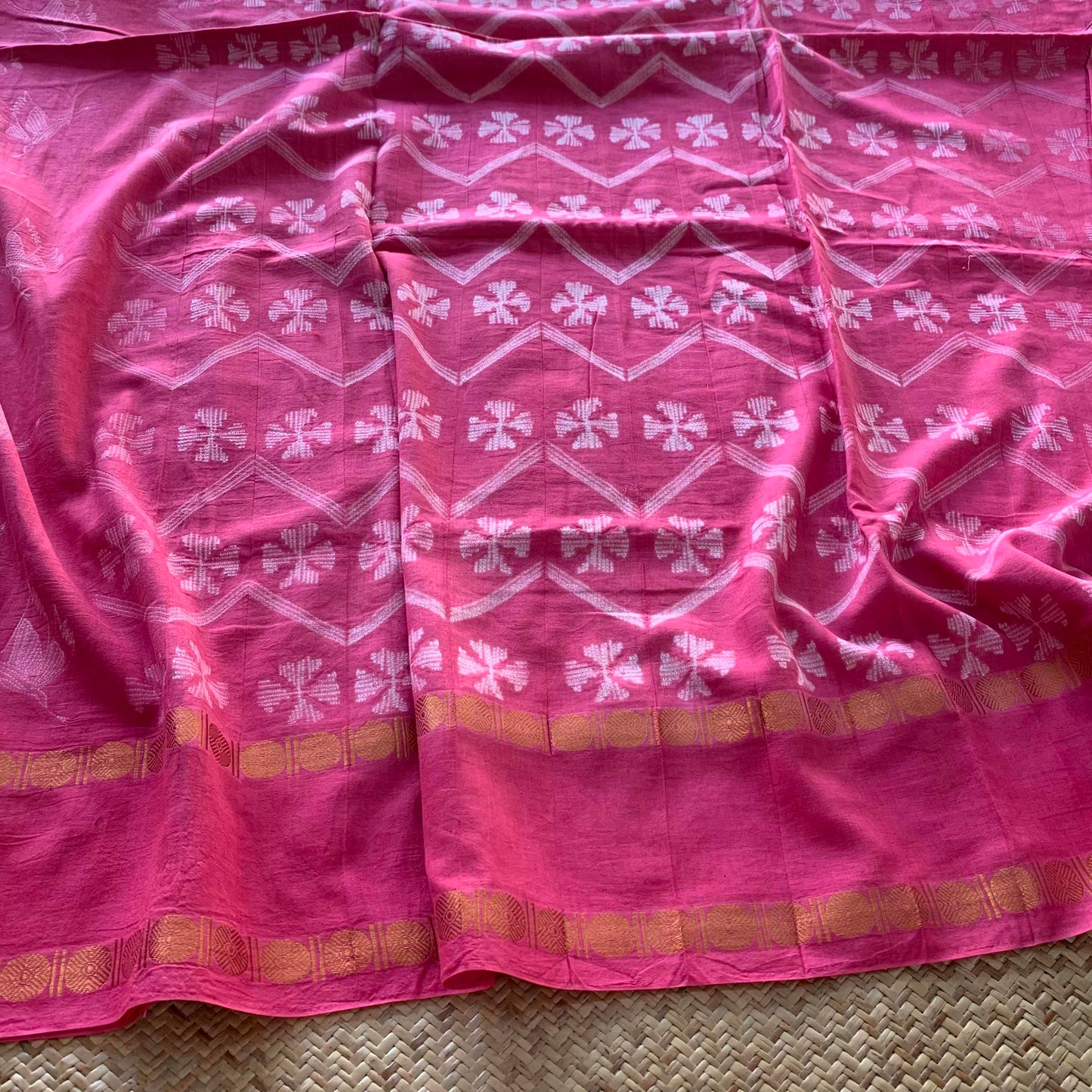 Fly High - Pink, Hand Crafted Shibori Sungudi Cotton Saree