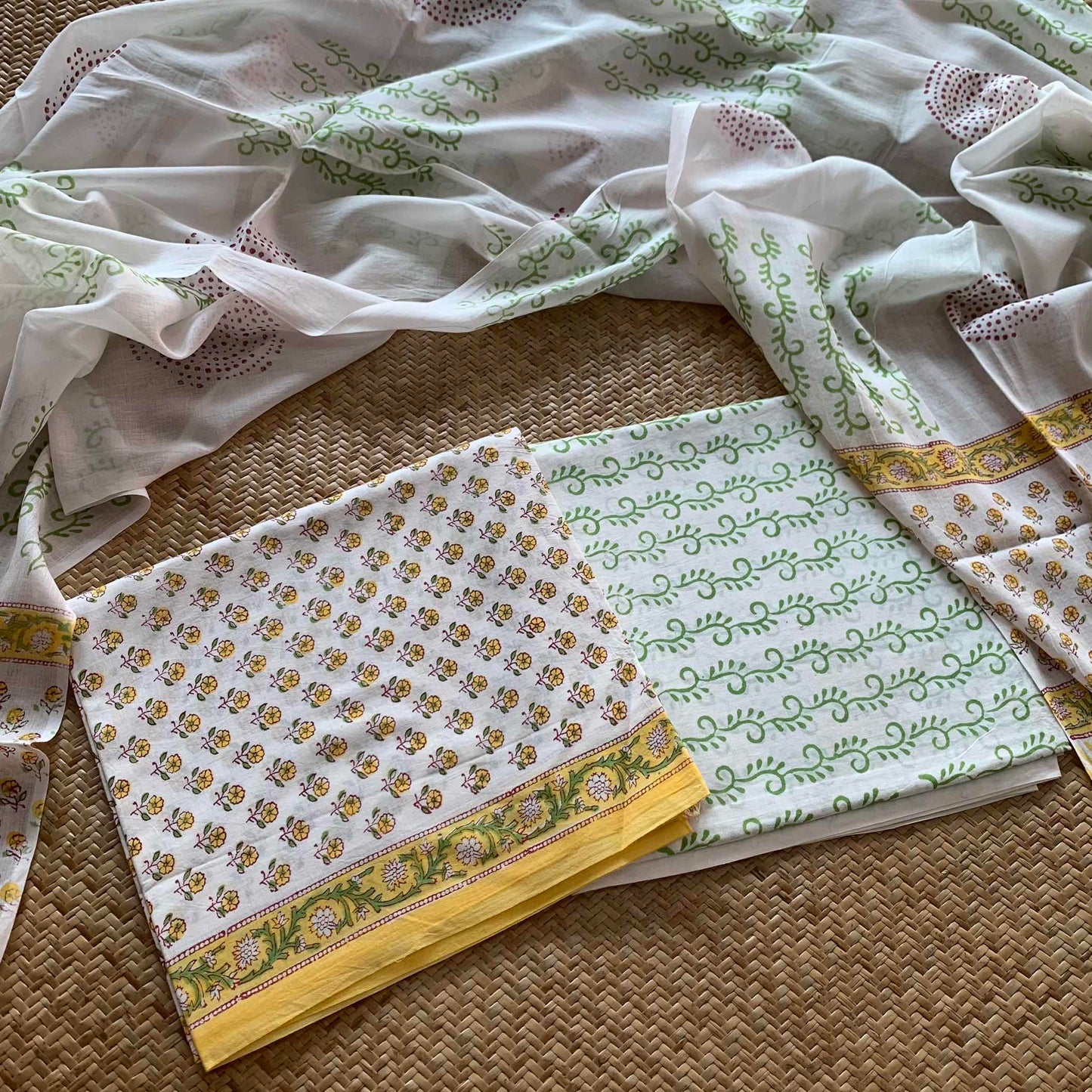 Mul Mul Cotton 3 Piece Salwar Suit Material, white