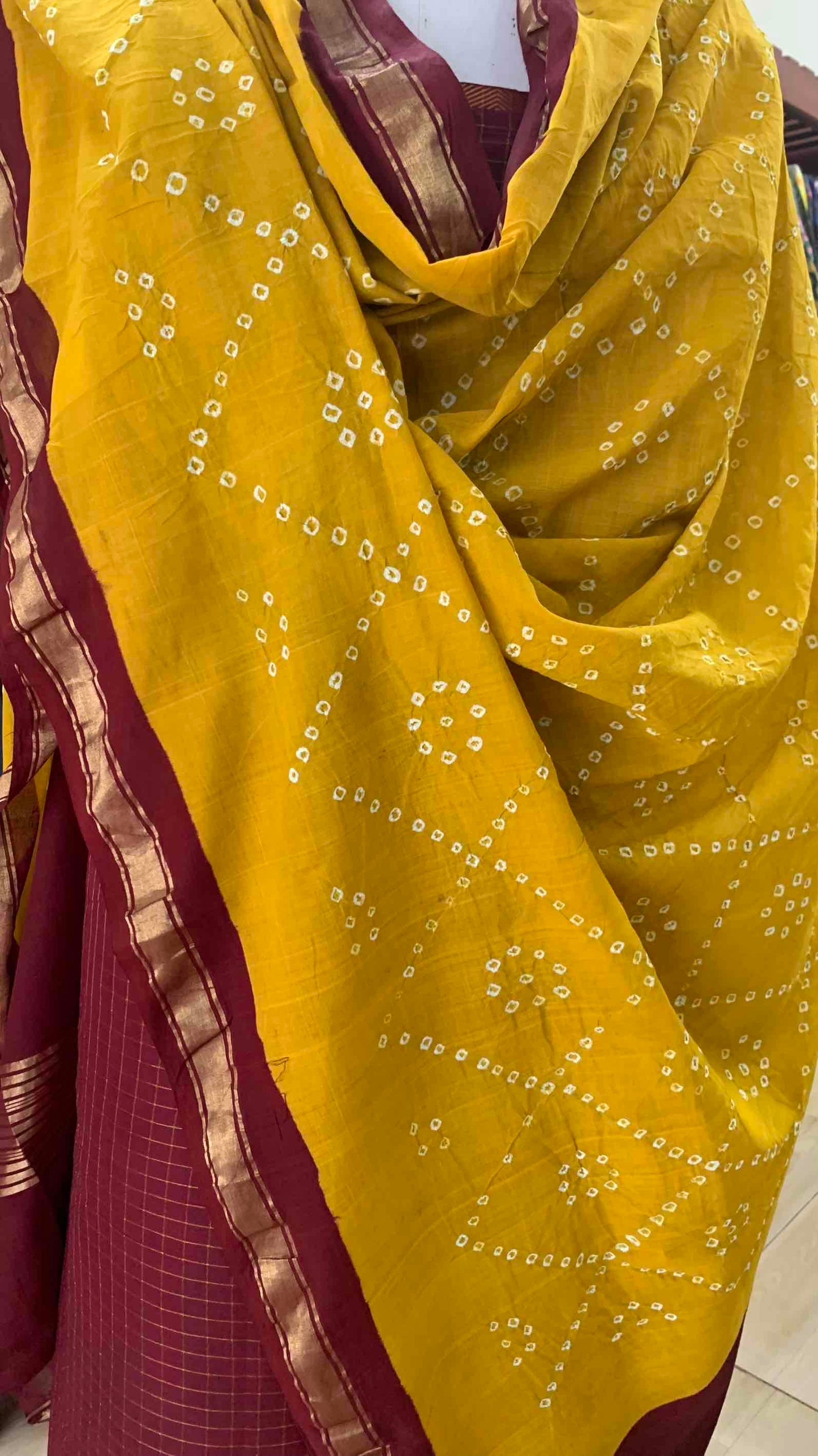 Mustard Dupatta And Top Fabric, Hand woven, Hand knotted Sungudi Cotton Kaikattu Sungadi