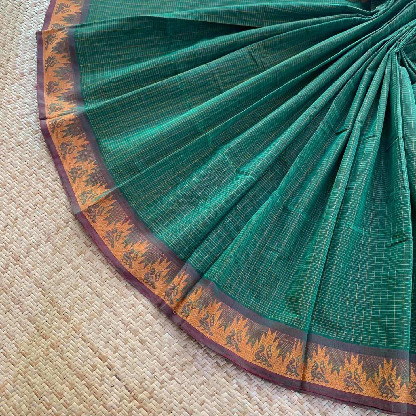 Green, Hand Woven Cotton Saree