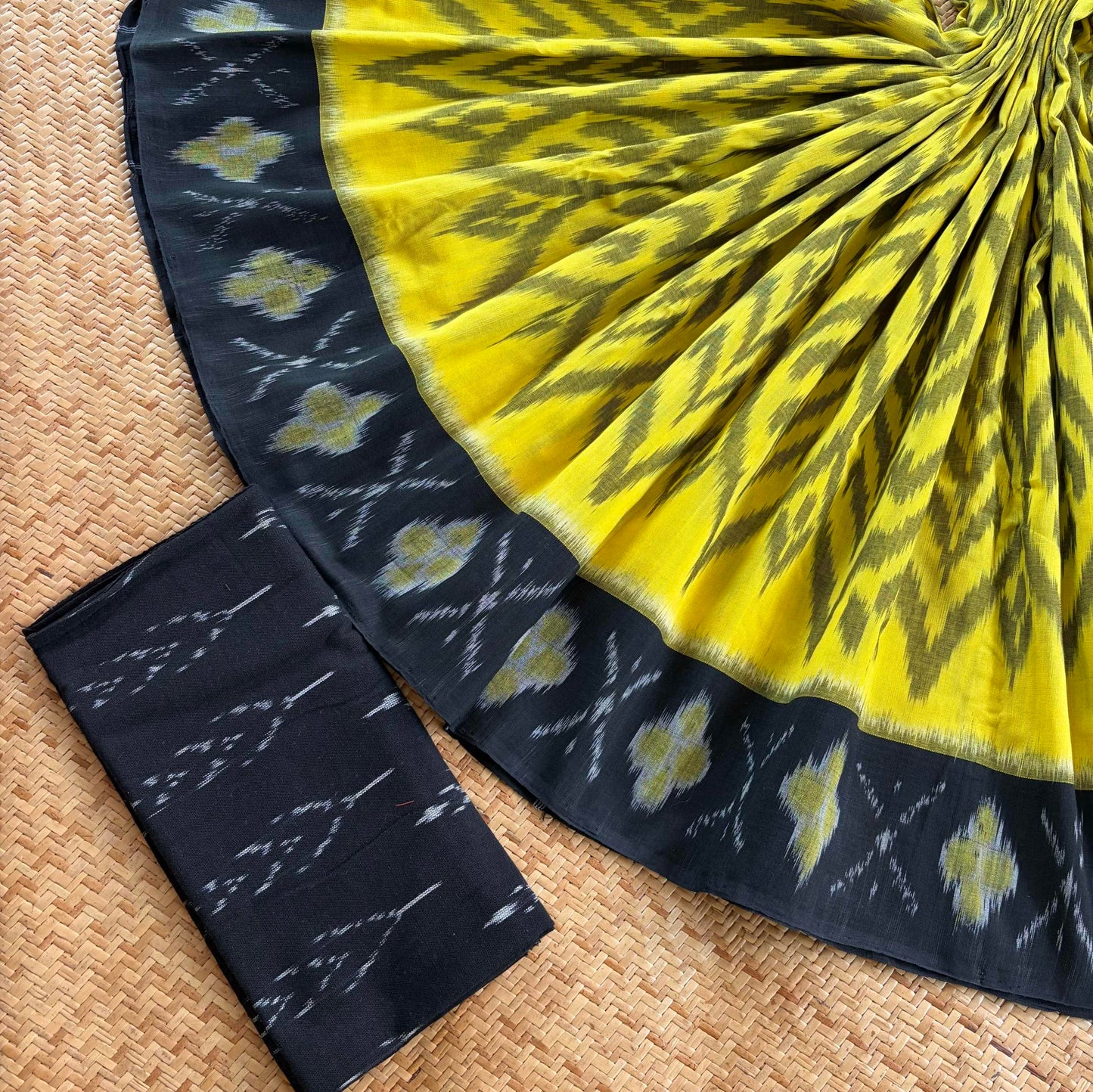 Lime, Pochambally Ikkat Hand Woven Cotton Saree