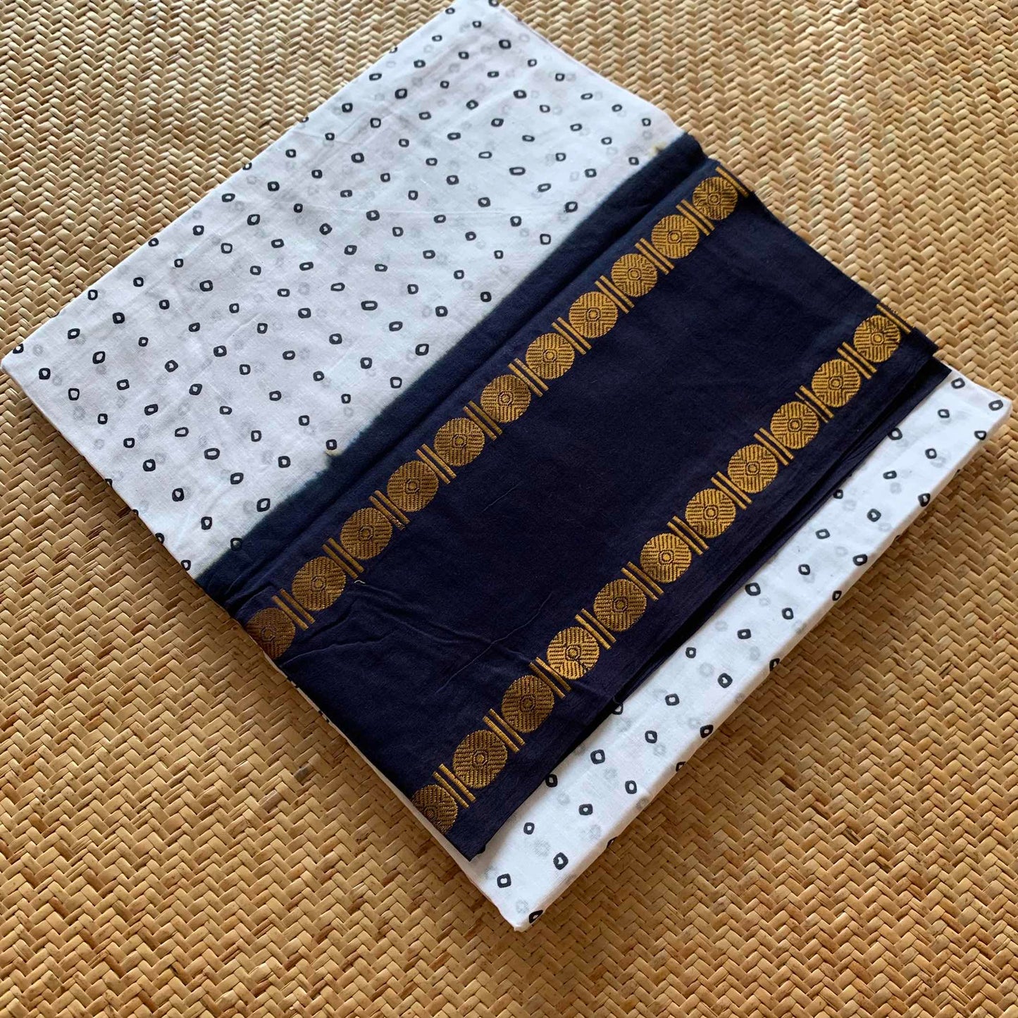 Navy Blue Rudraksham Border With Block Print, Sungudi Saree