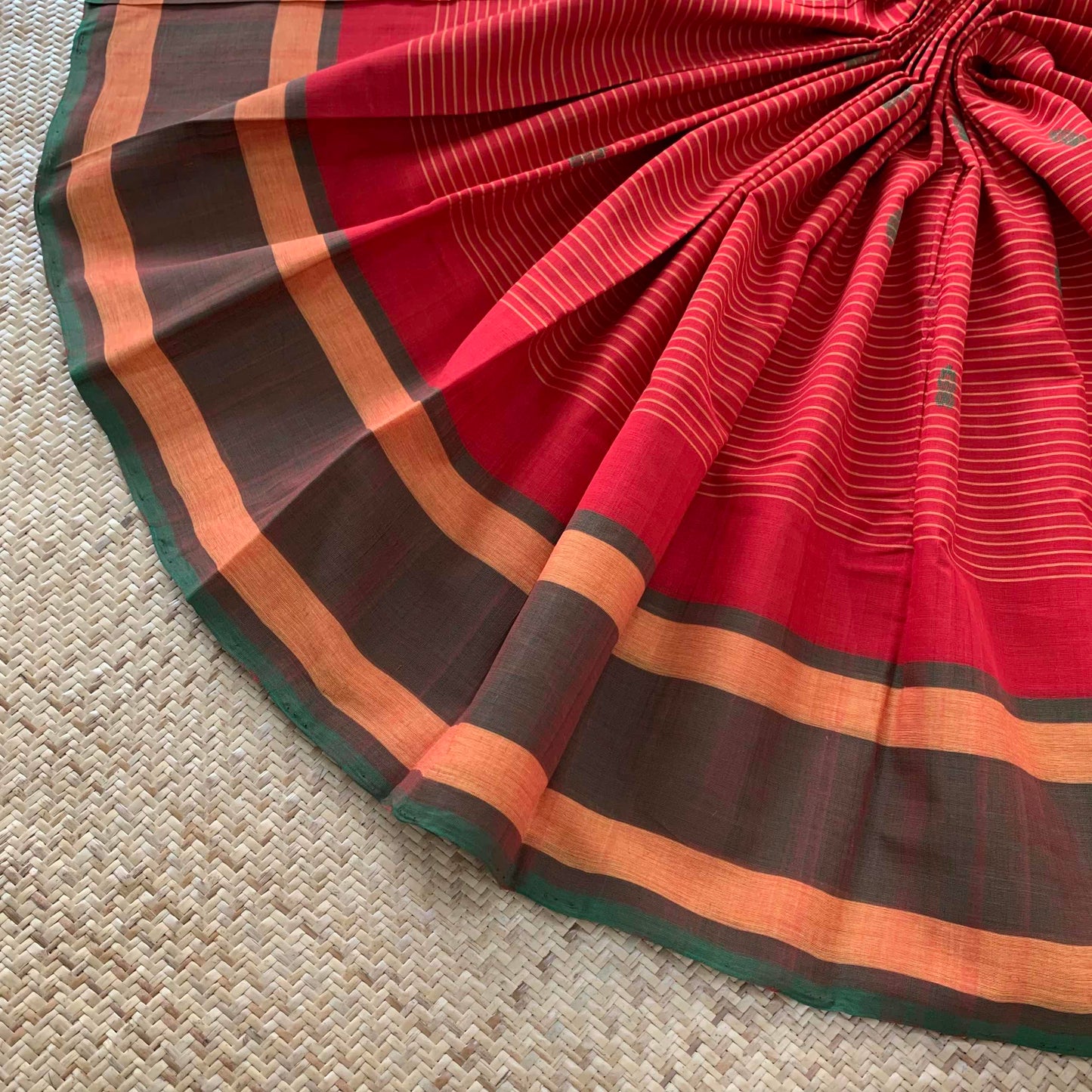 Arupukottai Handwoven Saree, Red