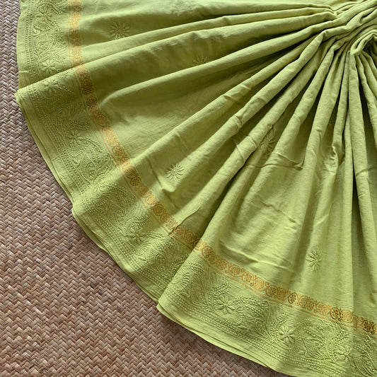 Green Chickankari Hand Embroidery on a Sungudi Cotton Saree