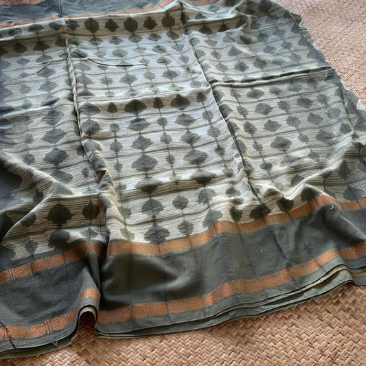 Fishy Kite - Smoked Green, Hand Crafted Shibori Sungudi Cotton Saree