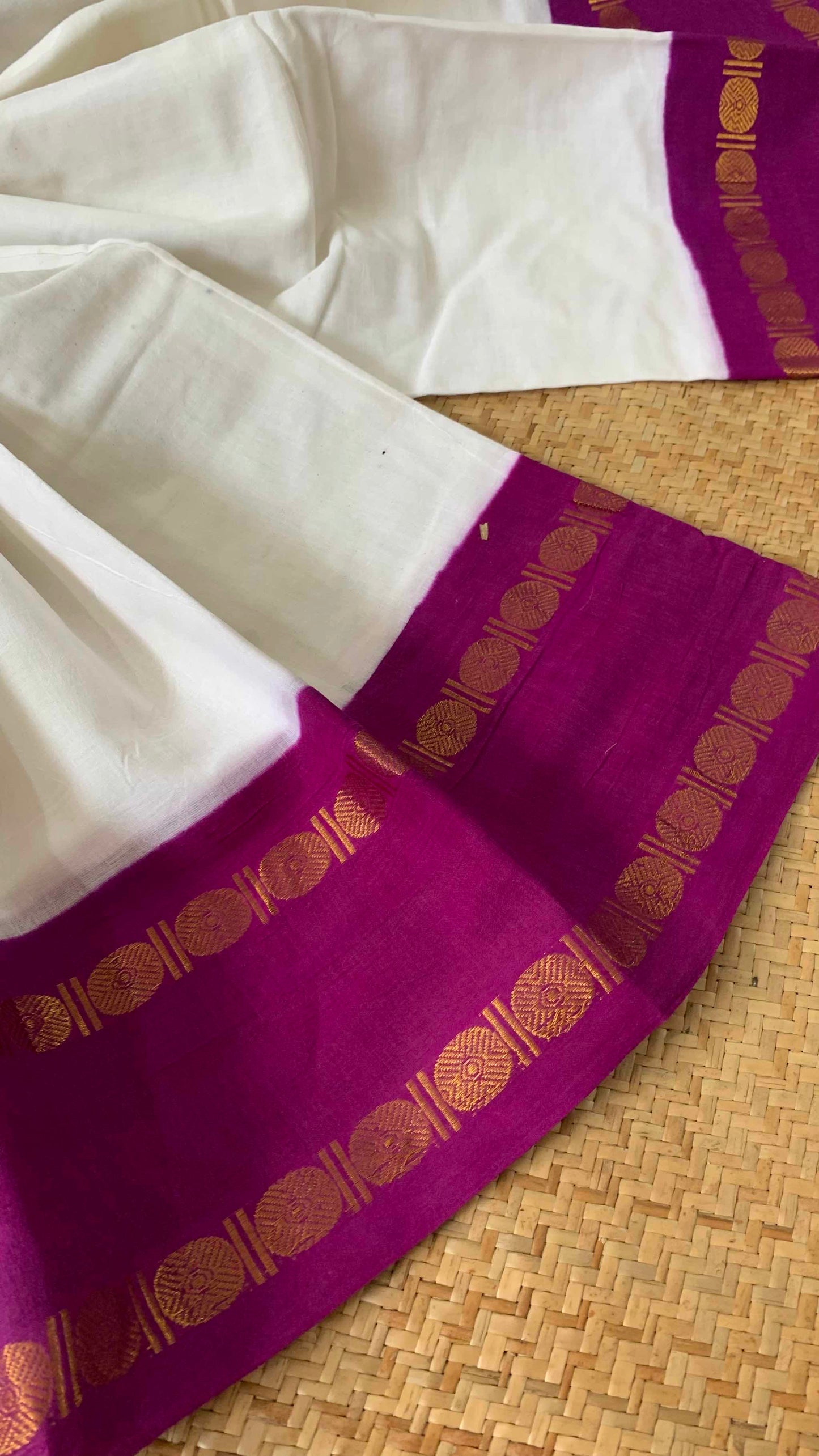 Pure white Saree With Purple Border, Zari Rudraksham Rettai Pettu Border With Running Blouse, Clamp dyed (Kattu sayam).