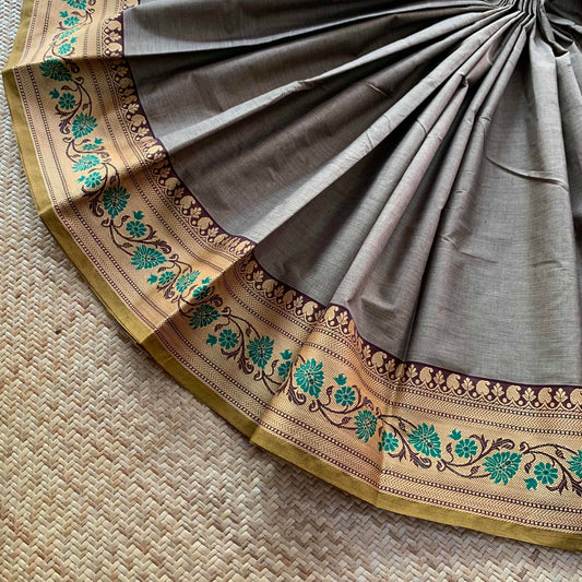 Grey Saree With Thread Border, Chettinadu Cotton Saree