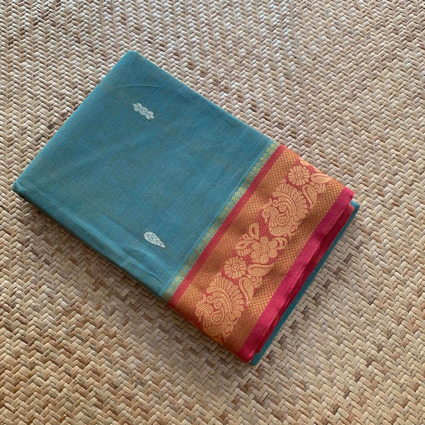 Double Tone Blue Saree with  Thread Border, Chettinadu Cotton Saree