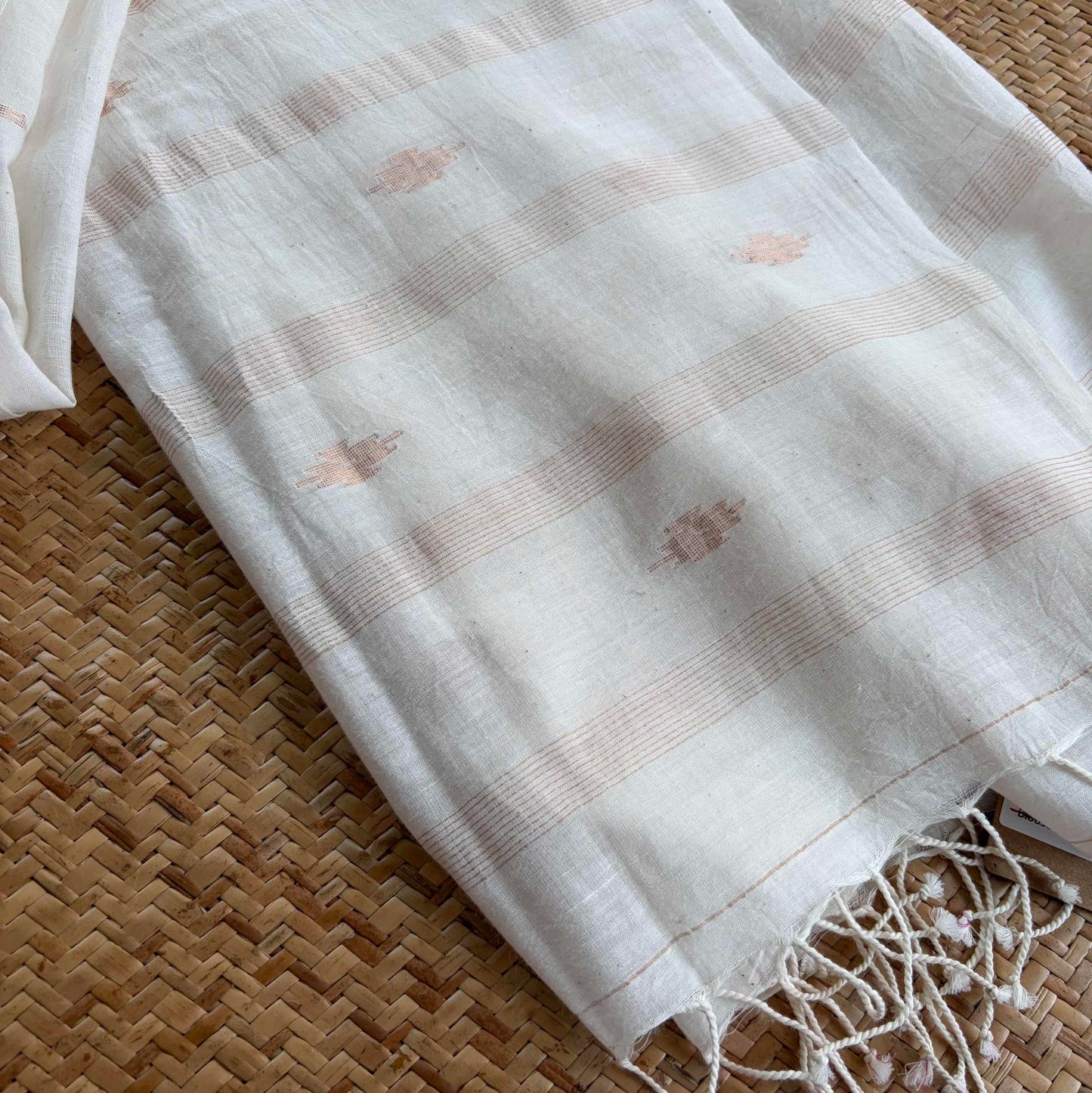 Off white, Jamdani Cotton Handloom Dupatta