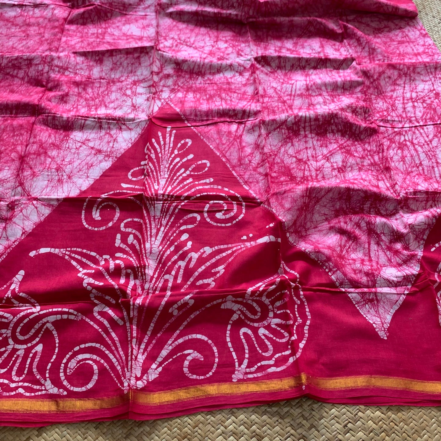 Pink Hand Crafted wax print Sungudi Mul Mul Cotton Saree