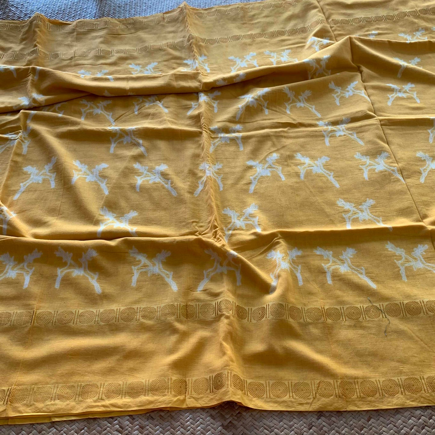 Wrestling Deer - Yellow, Hand Crafted Shibori Sungudi Cotton Saree