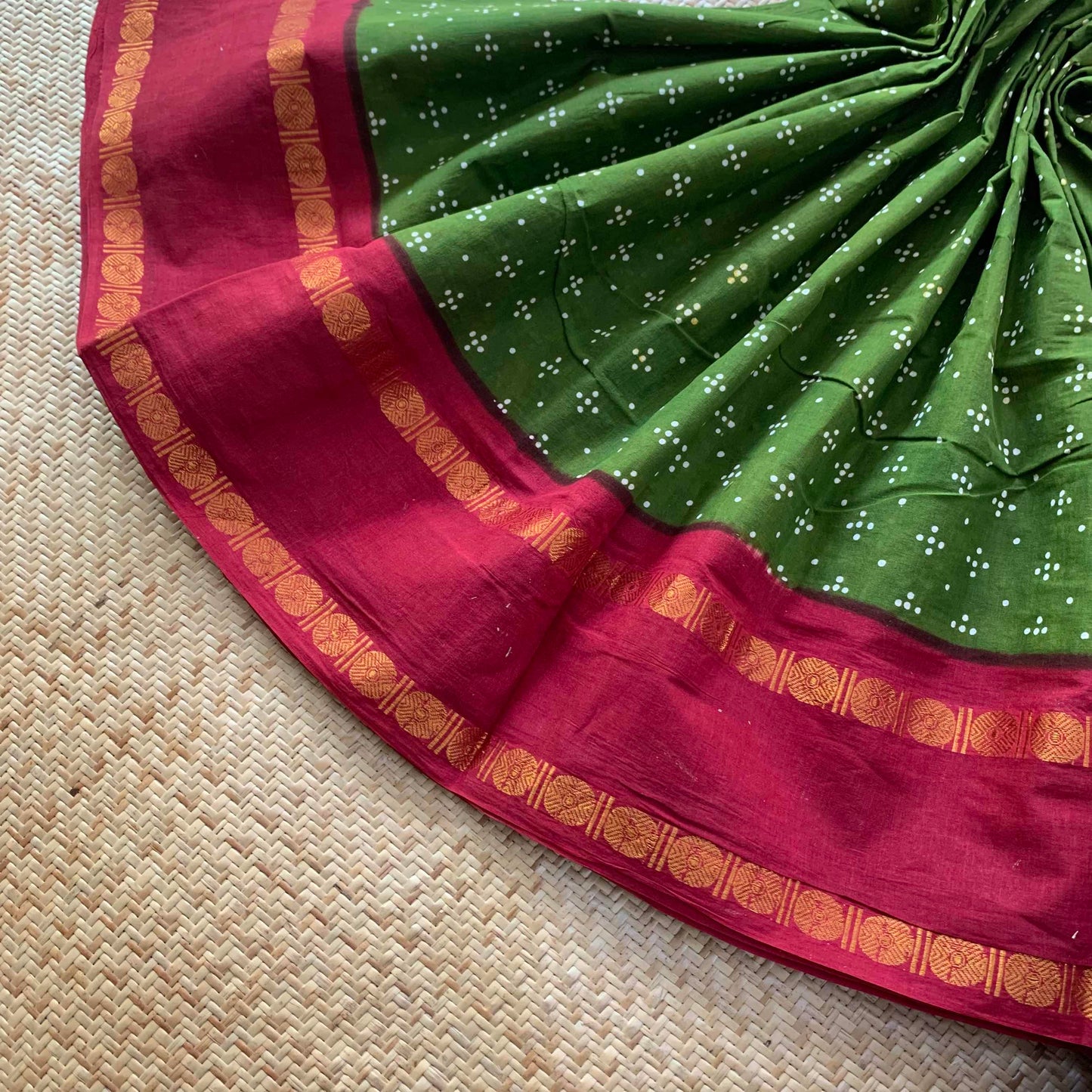 Green With White Wax Print, Rettai Pettu Sungudi Cotton Sarees