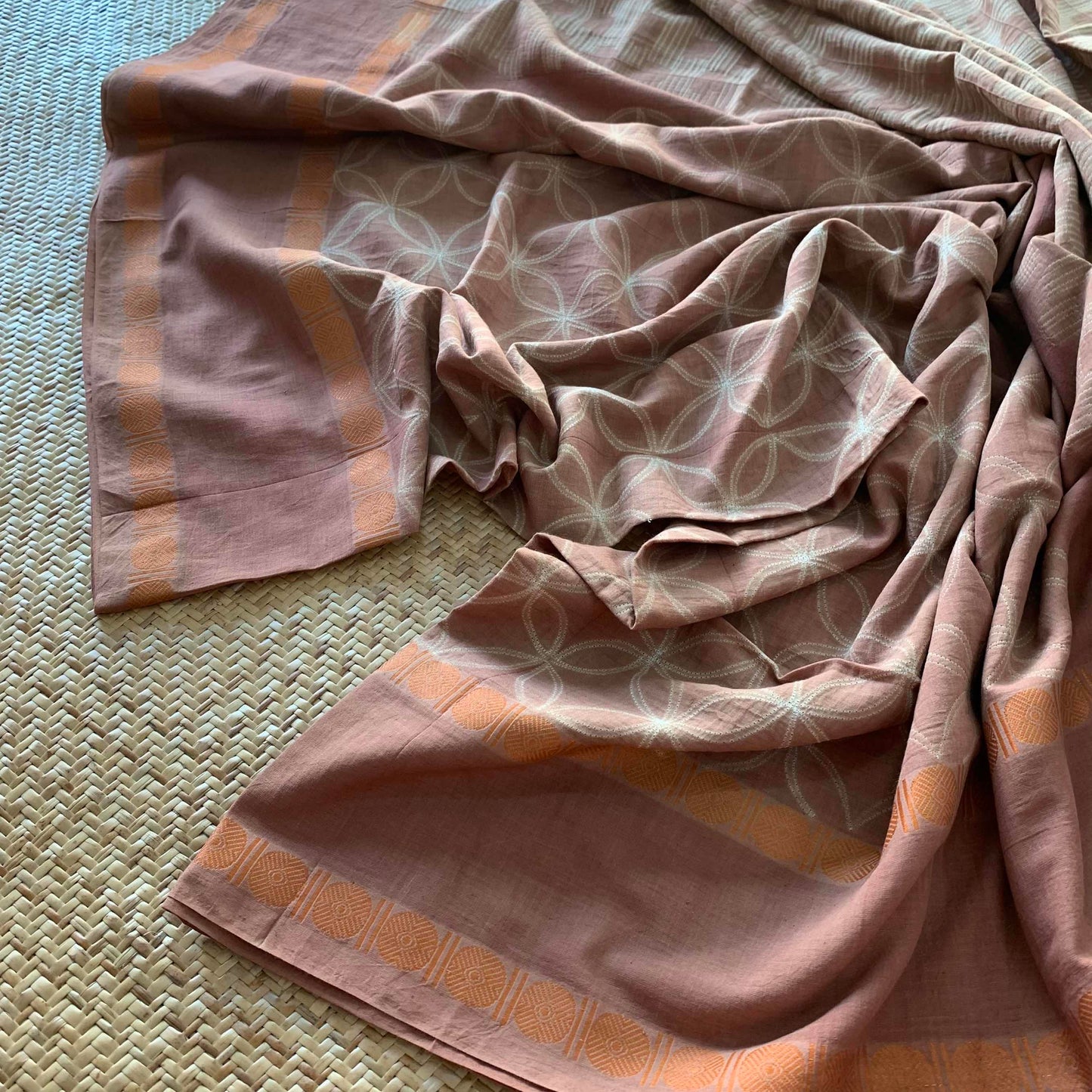 Four Petals- Warm Nude, Hand Crafted Shibori Sungudi Cotton Saree