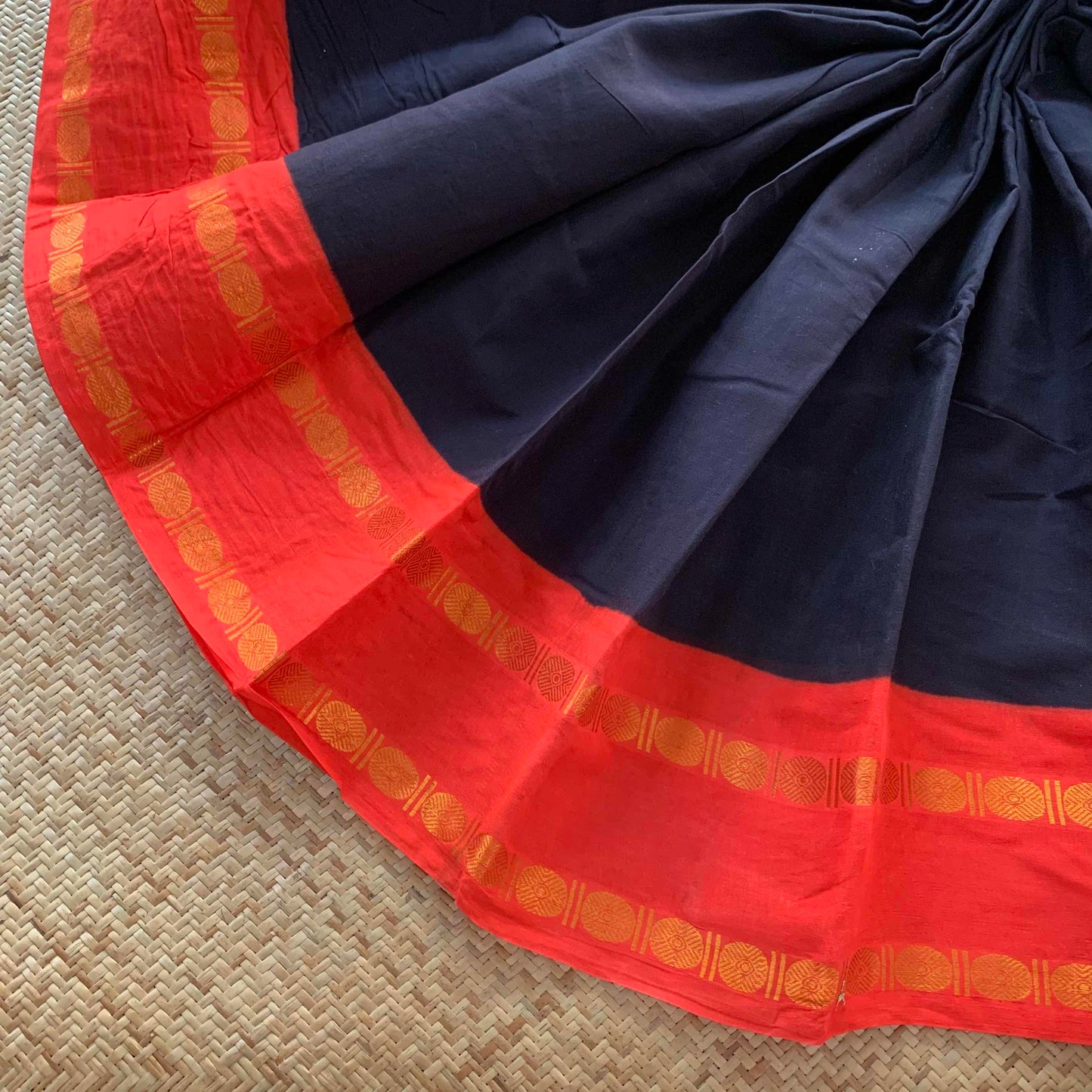 Black Saree With Red Border Rudrasham, Clamp dyed (Kattu sayam).