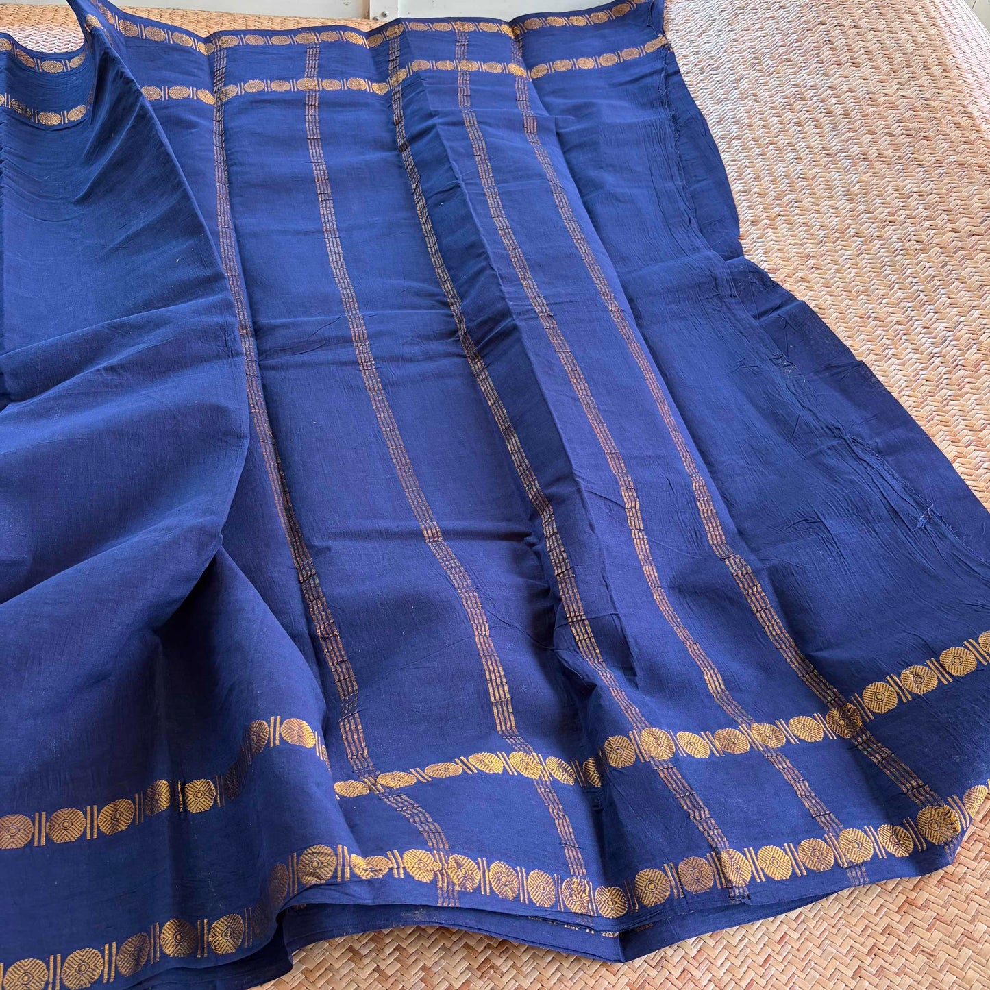 Navy Saree With Running Blouse , Zari Rudraksham Rettai Pettu Border , Clamp dyed (Kattu sayam)