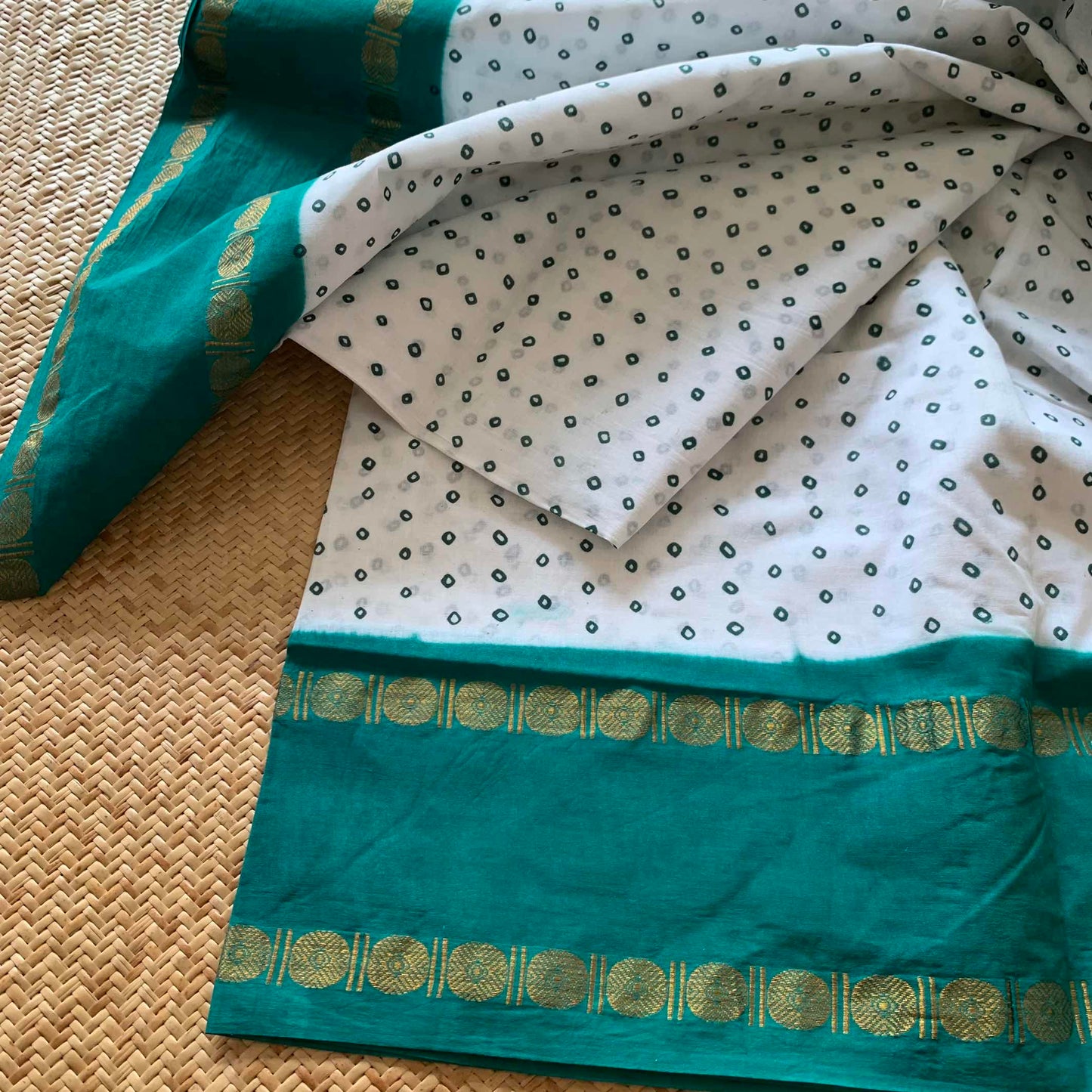 Rama Green Rudraksham Border With Block Print, Sungudi Saree