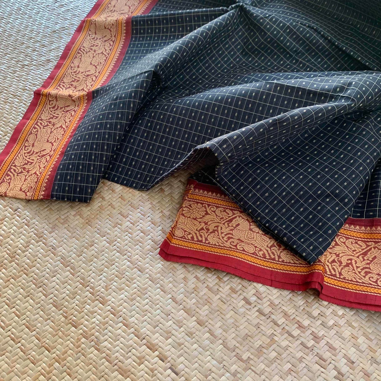 Lakshadeepam cotton saree, Black