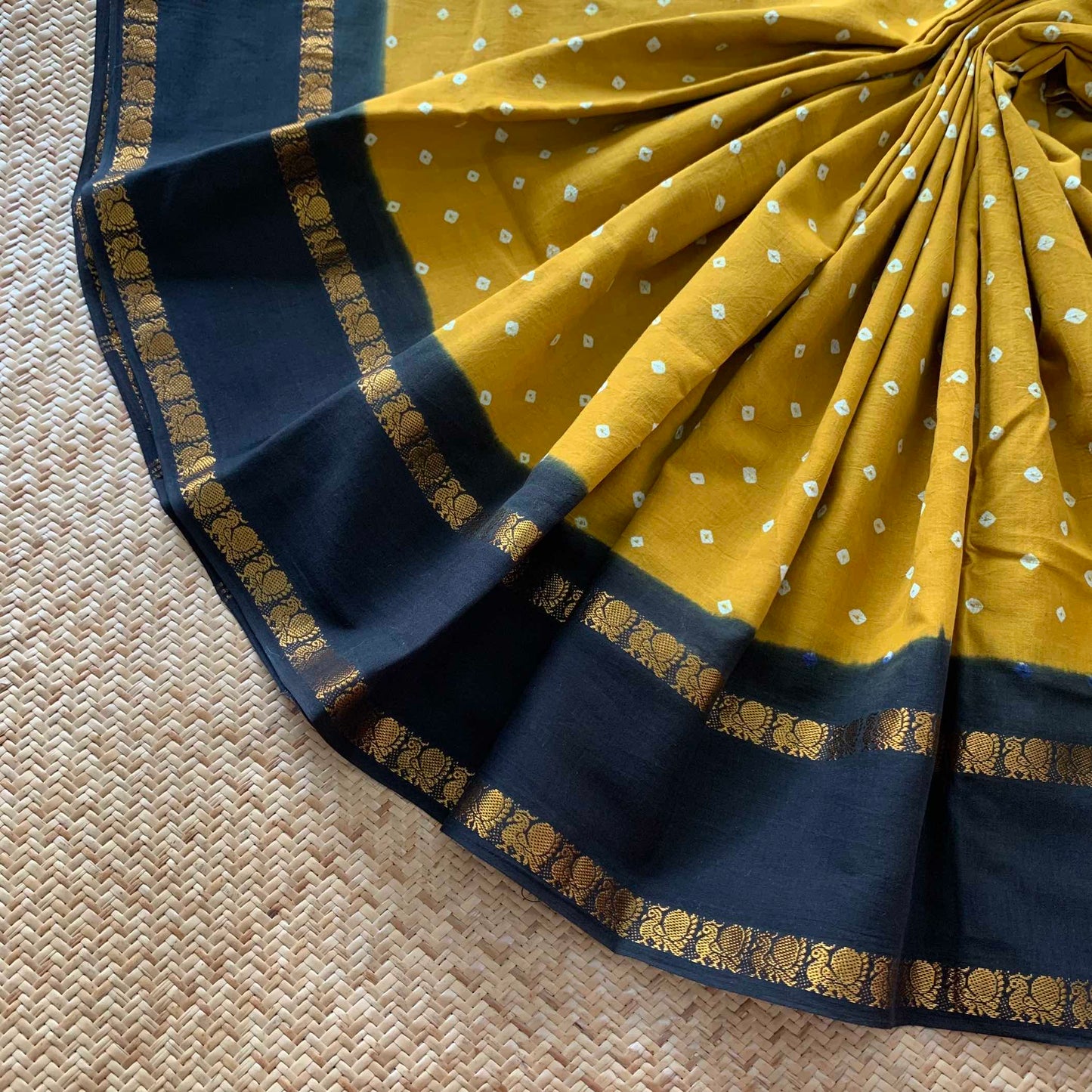Mustard Saree With Deep Green Border, Hand knotted Sungudi On a Rudraksham Border Cotton saree, Kaikattu Sungadi