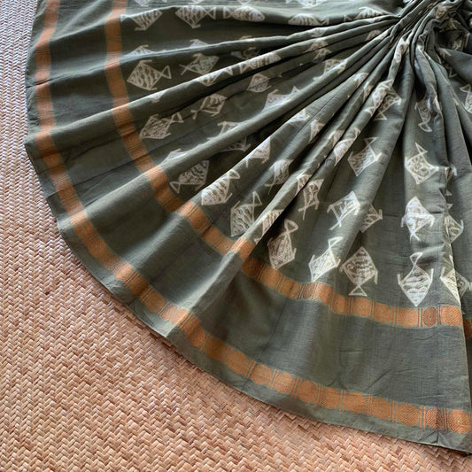 Fishy Kite - Smoked Green, Hand Crafted Shibori Sungudi Cotton Saree