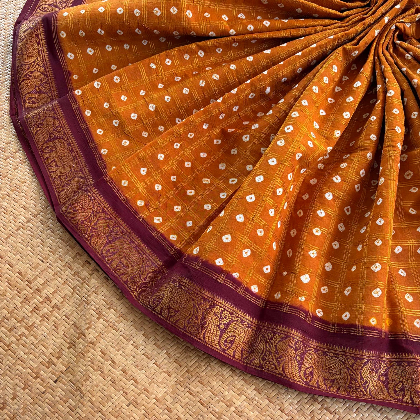 Mustard Saree With Brown Border, Hand knotted Sungudi On Cotton saree, Kaikattu Sungudi