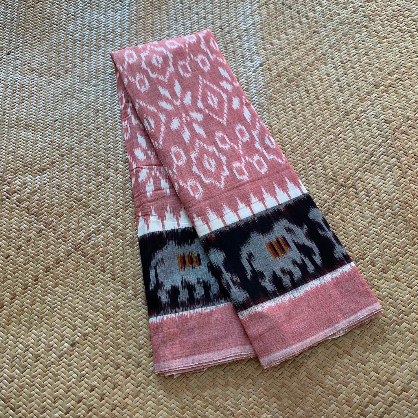 Salmon Pink Pochambally Ikkat Hand Woven Cotton Saree