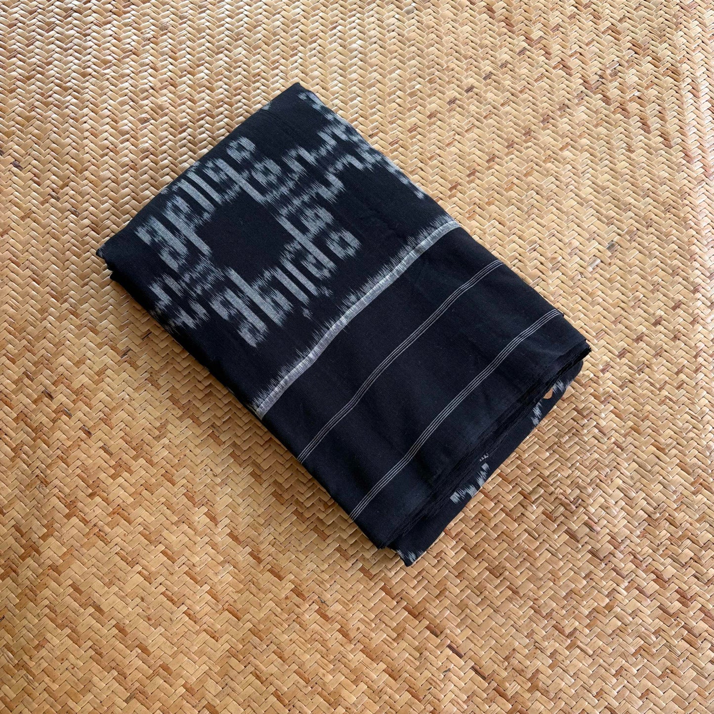 Black, Pochambally Ikkat Hand Woven Cotton Saree