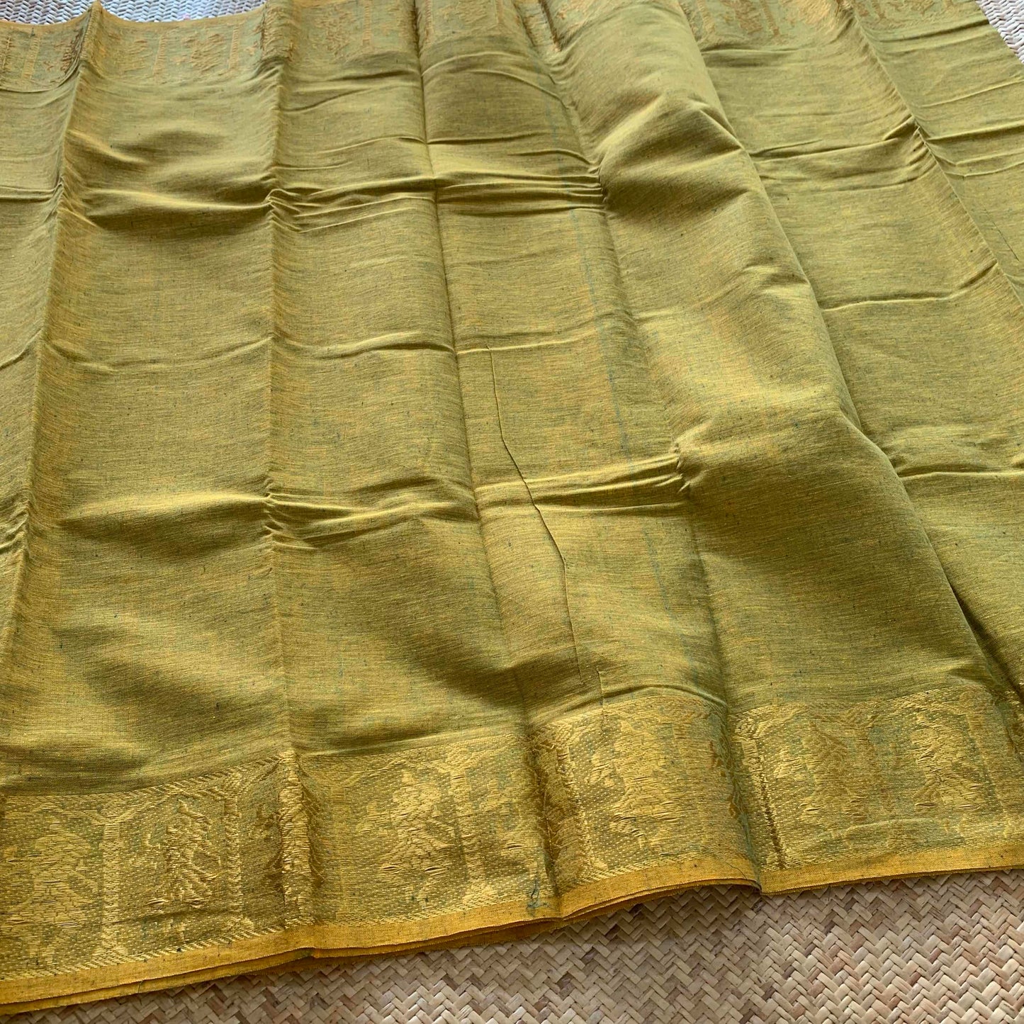 Olive, Dance practice saree