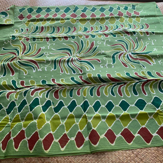 Green Wax freestyle Art Sungudi Saree, Hand Drawn