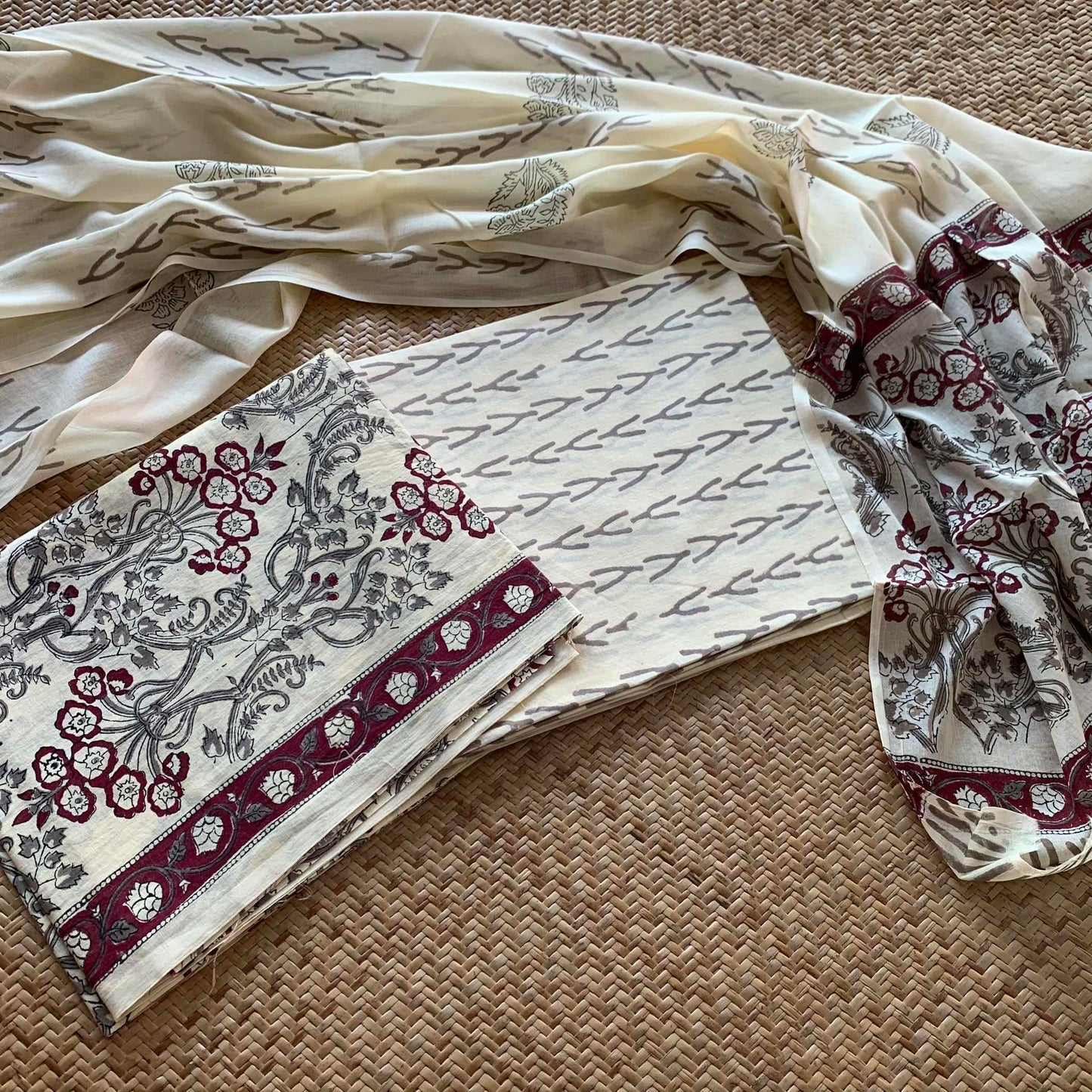 Mul Mul Cotton 3 Piece Salwar Suit Material, cream