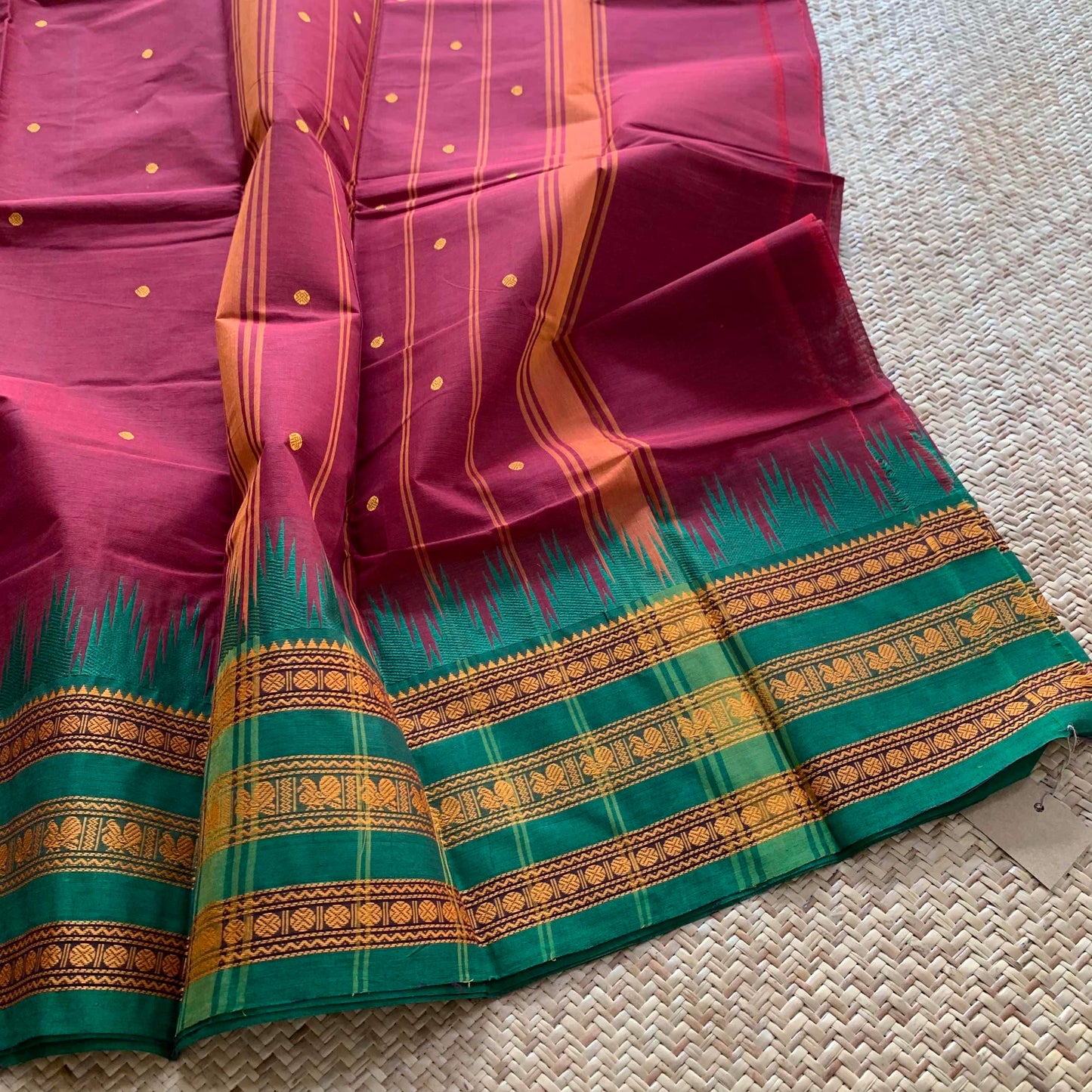 Maroon Saree With Thread Border, Chettinadu Cotton Saree