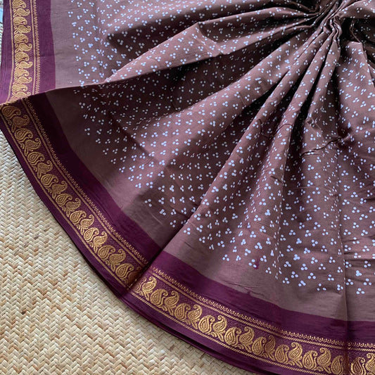 Brown With Dark Brown Wax Print, Half Fine Zari Premium Sungudi Cotton Sarees