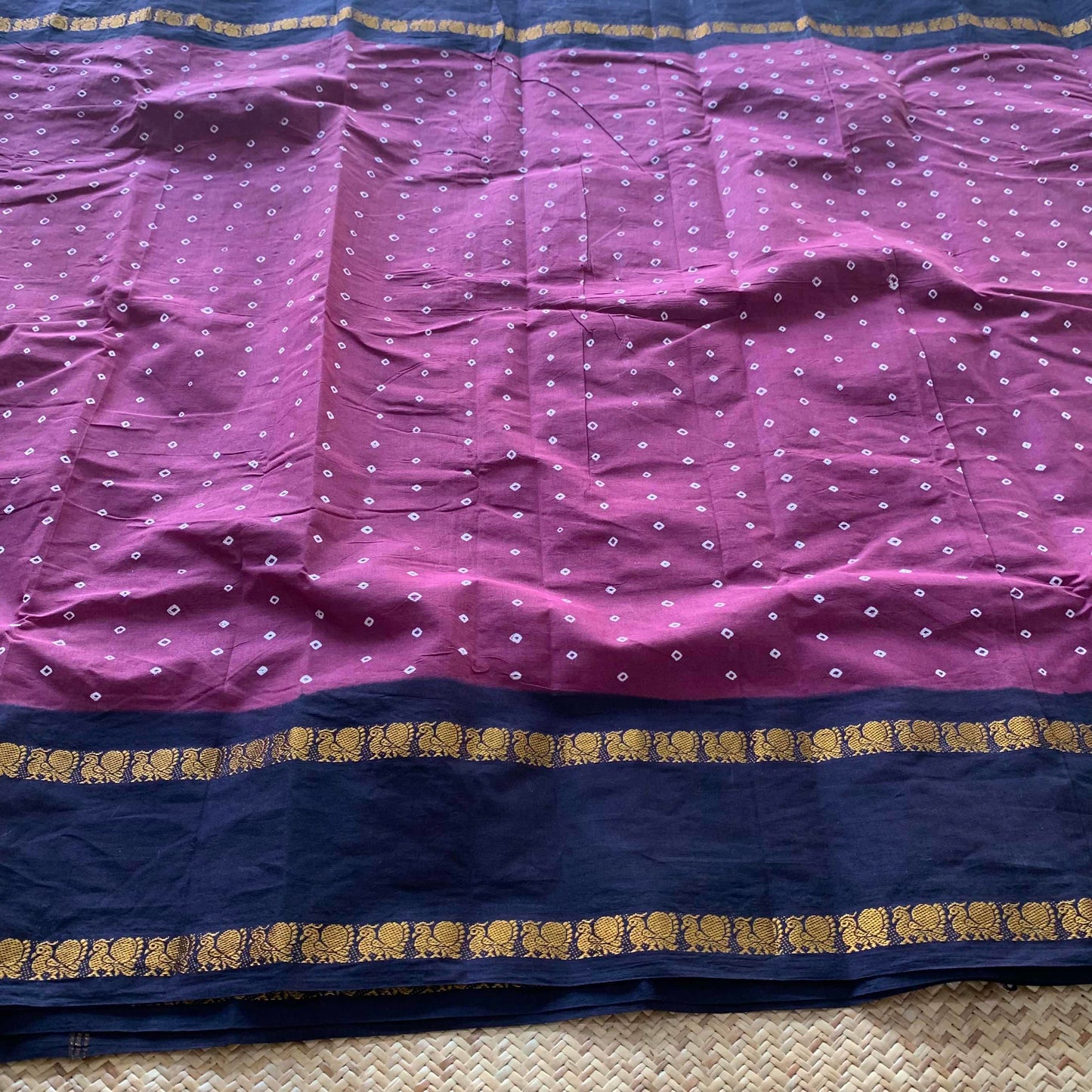 Dark Mauve Saree With Navy Border, Hand knotted Sungudi On a Rudraksham Border Cotton saree, Kaikattu Sungadi